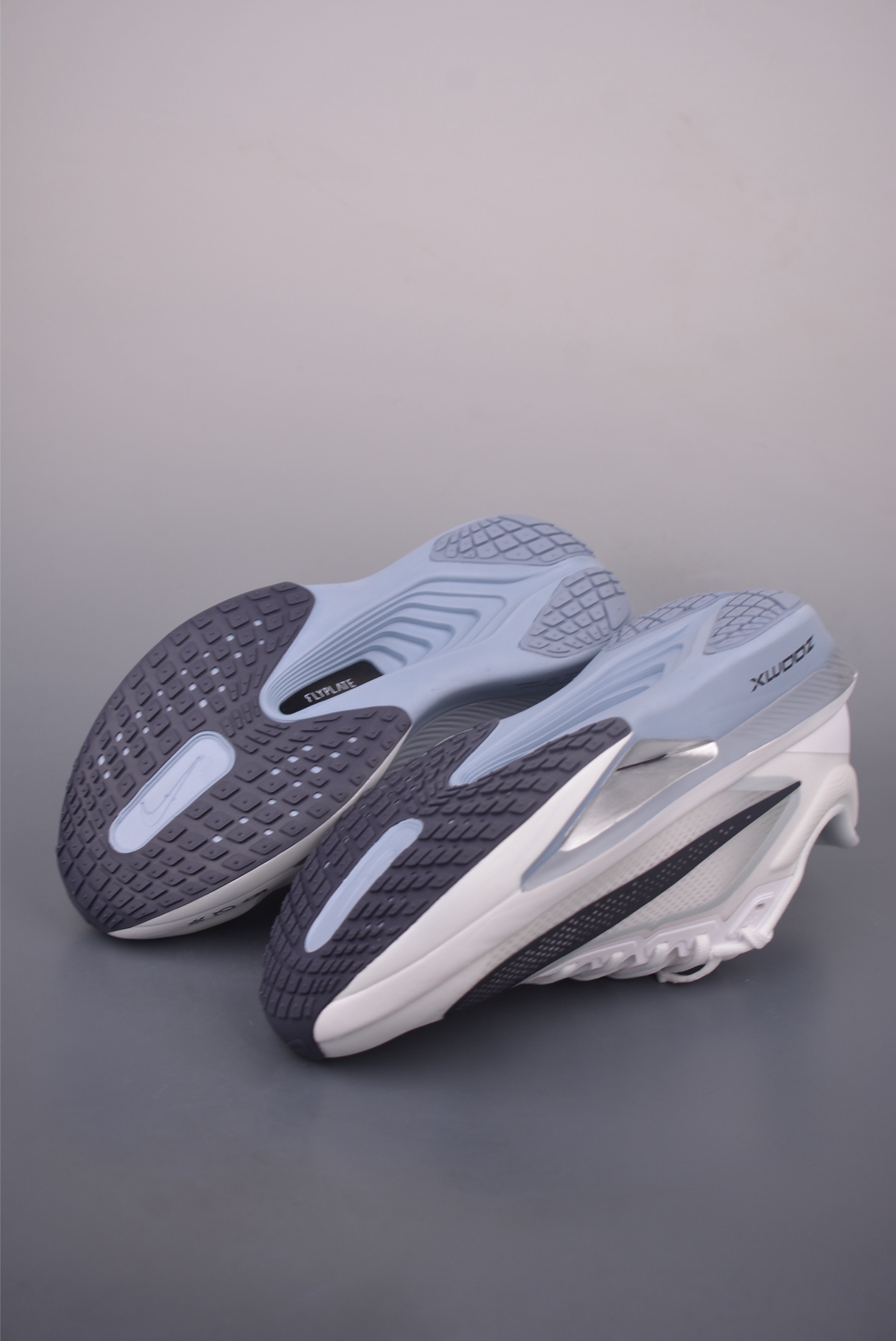Nike Air Zoom Rival Fly 6: Lightweight, Breathable Running Shoes for Speed 4 i1757893866201 2559 0 2