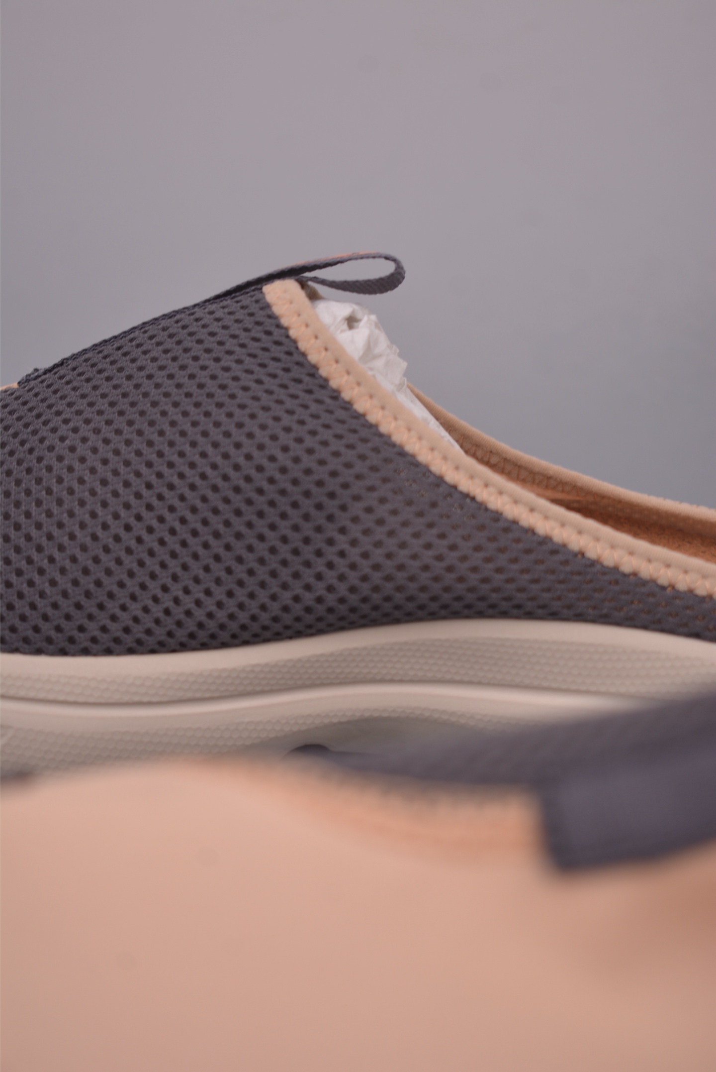 Salomon RX Slide 3.0: Lightweight, Breathable, and Anti-Slip Clogs for Summer 9 i1757893903234 5684 0 7