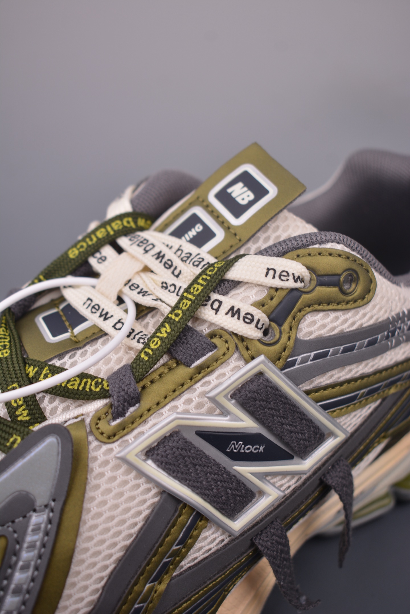 New Balance 1906R Retro Sneakers - Classic Style & Modern Comfort 7 i1757893958519 229 0 6