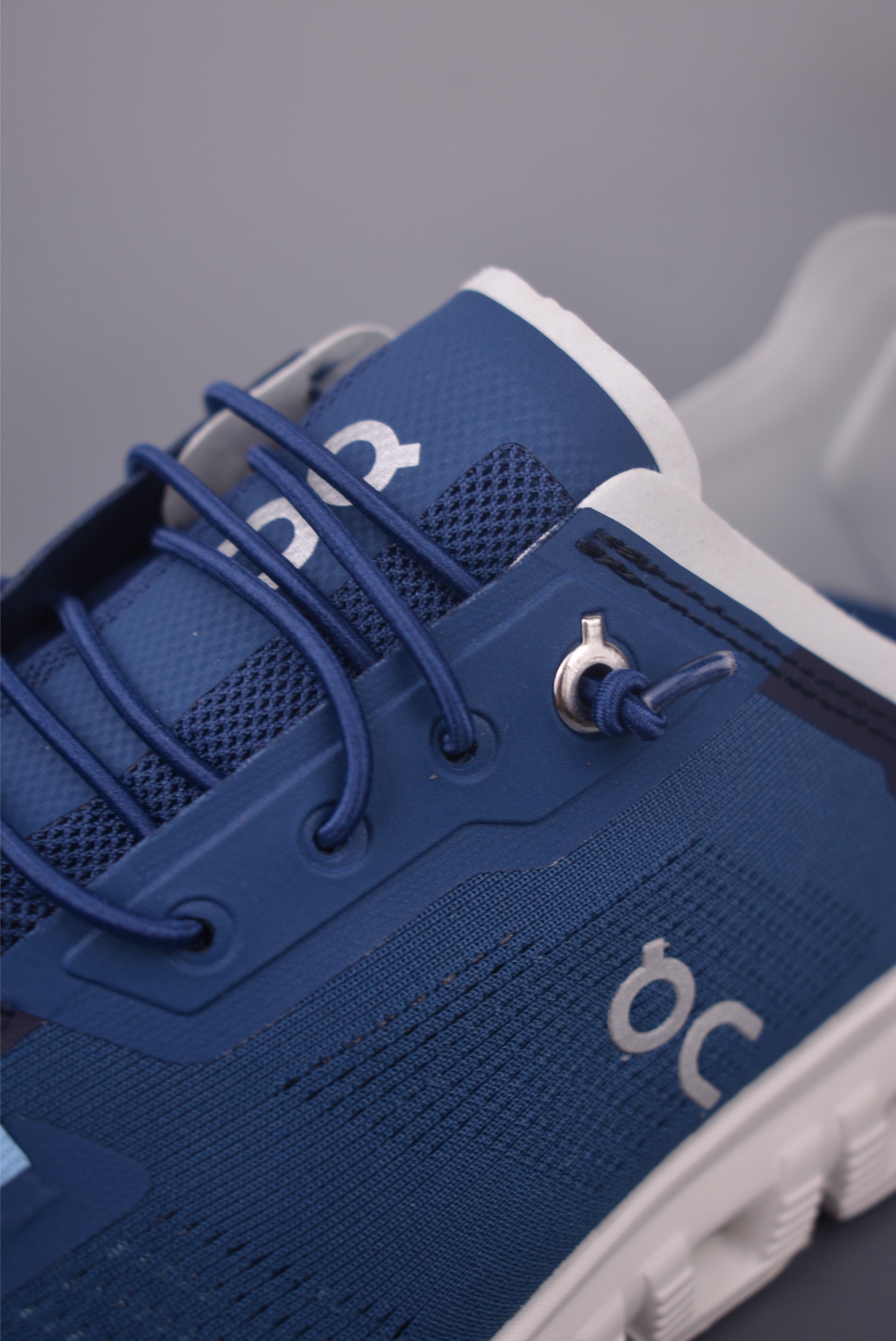 On昂跑 Cloud 6 Coa 户外街头机能风跑步鞋 Cloud Hi Edge户外机能融合街头潮流 3MF10020813