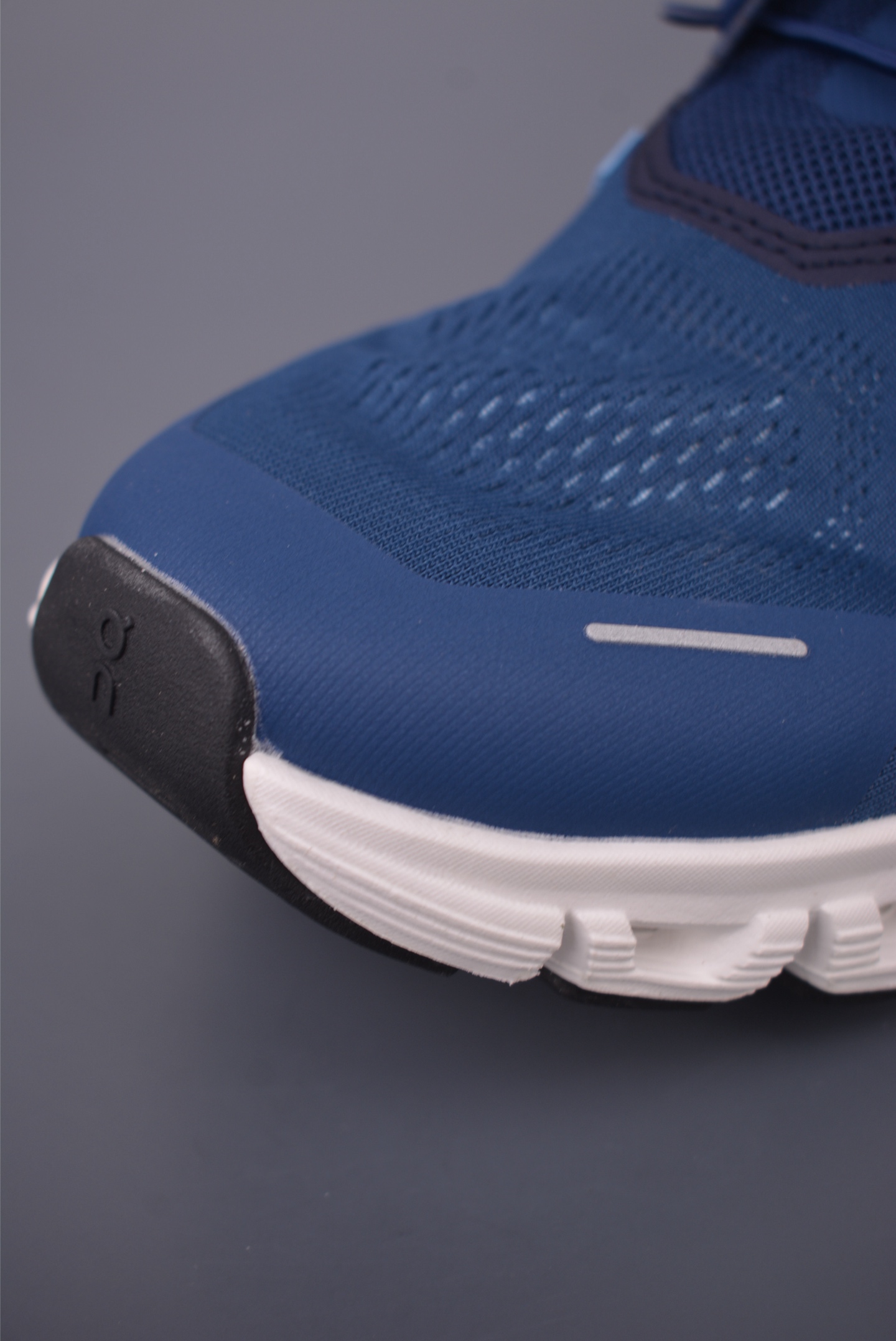 On昂跑 Cloud 6 Coa 户外街头机能风跑步鞋 Cloud Hi Edge户外机能融合街头潮流 3MF10020813