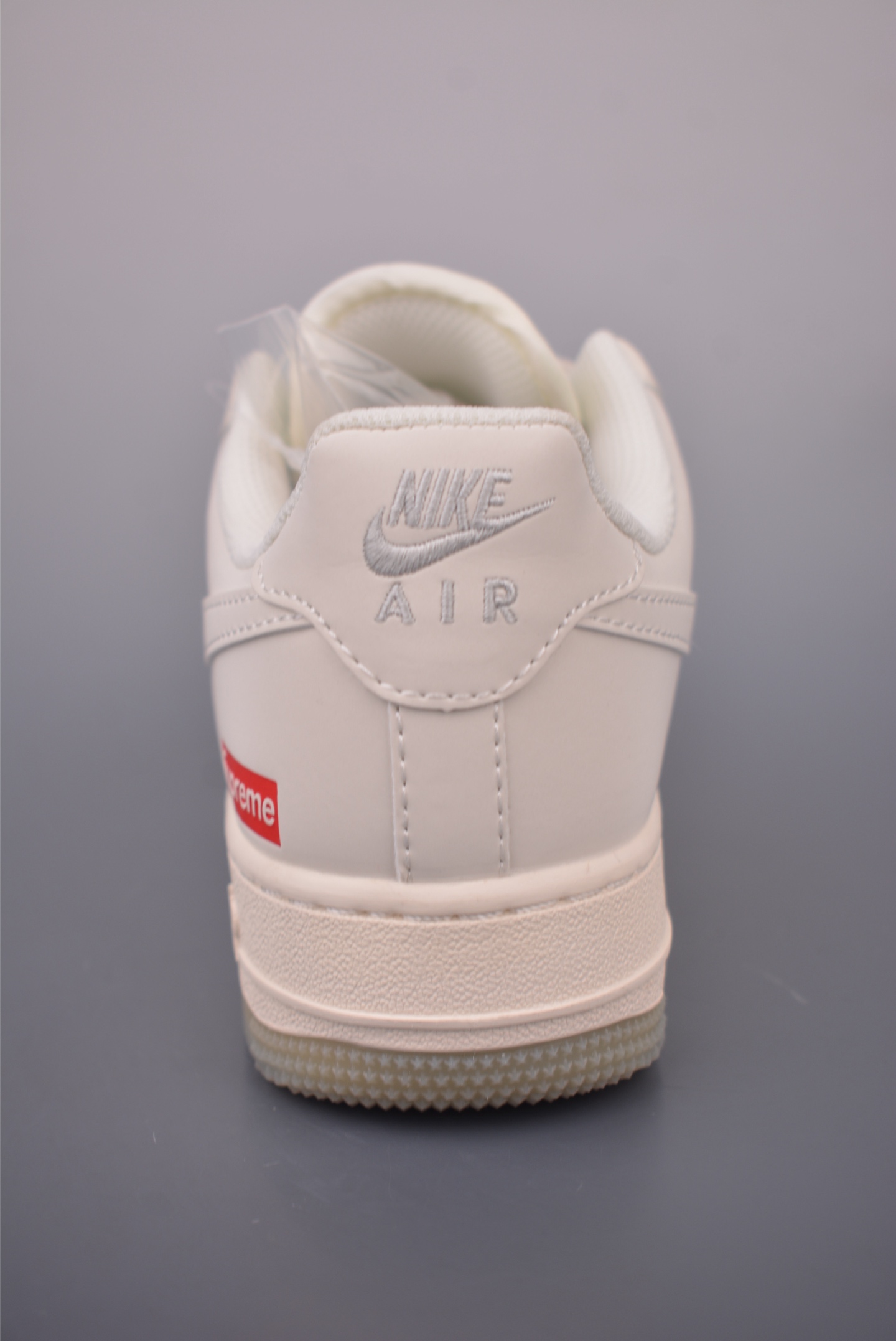 Nike Air Force 1 Low Supreme Collab - Premium Quality & Comfort 4 i1757894467976 5789 0 3