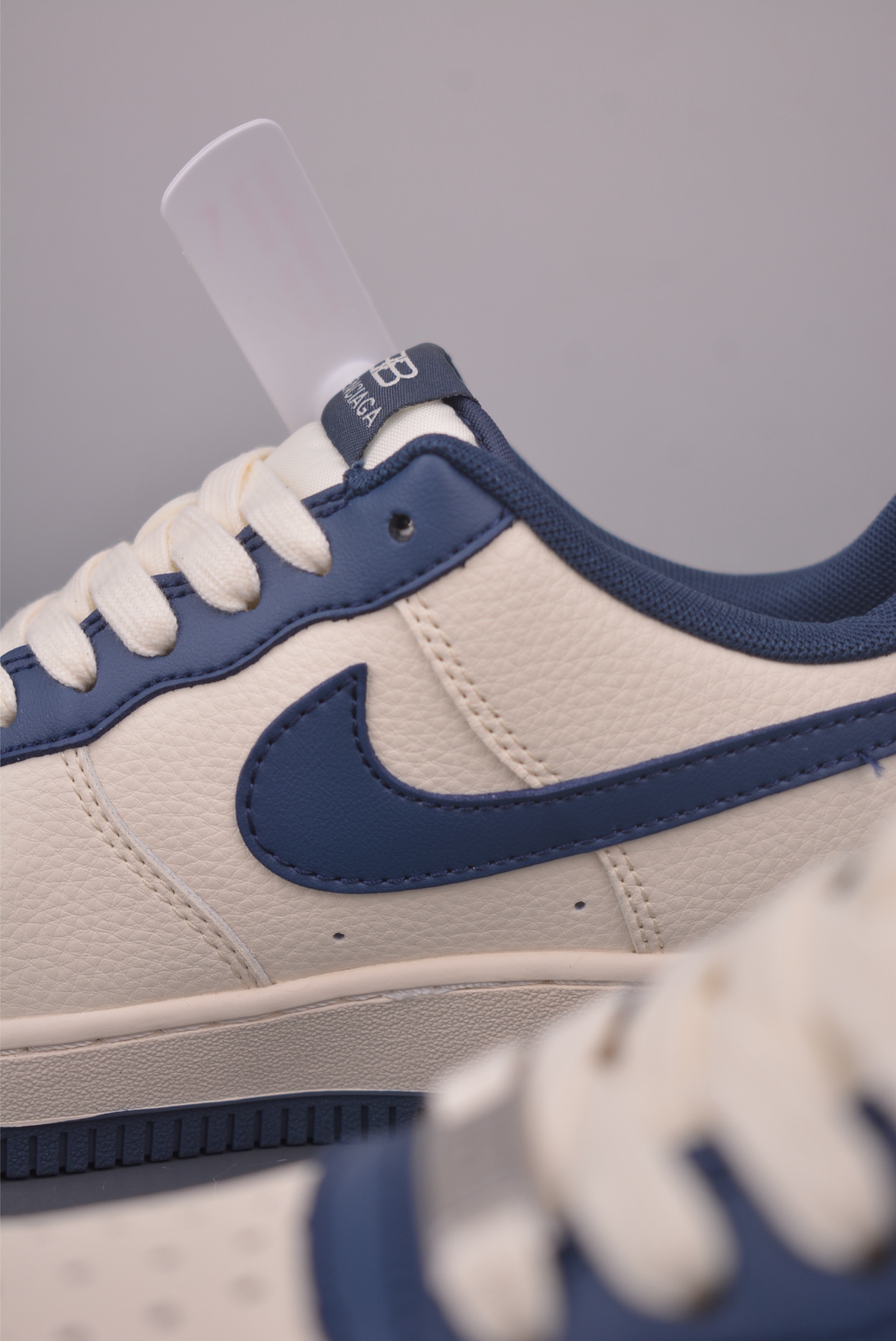 260 Nike Air Force 1 Low 巴黎世家联名 XD2588-604