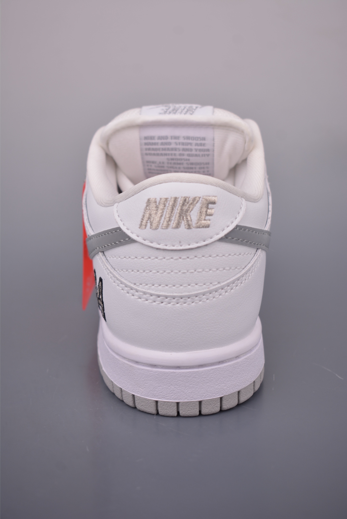 Nike SB Dunk Low 94: Premium Leather, Clean Cuts, and Superior Comfort 5 i1757894819840 8137 0 3