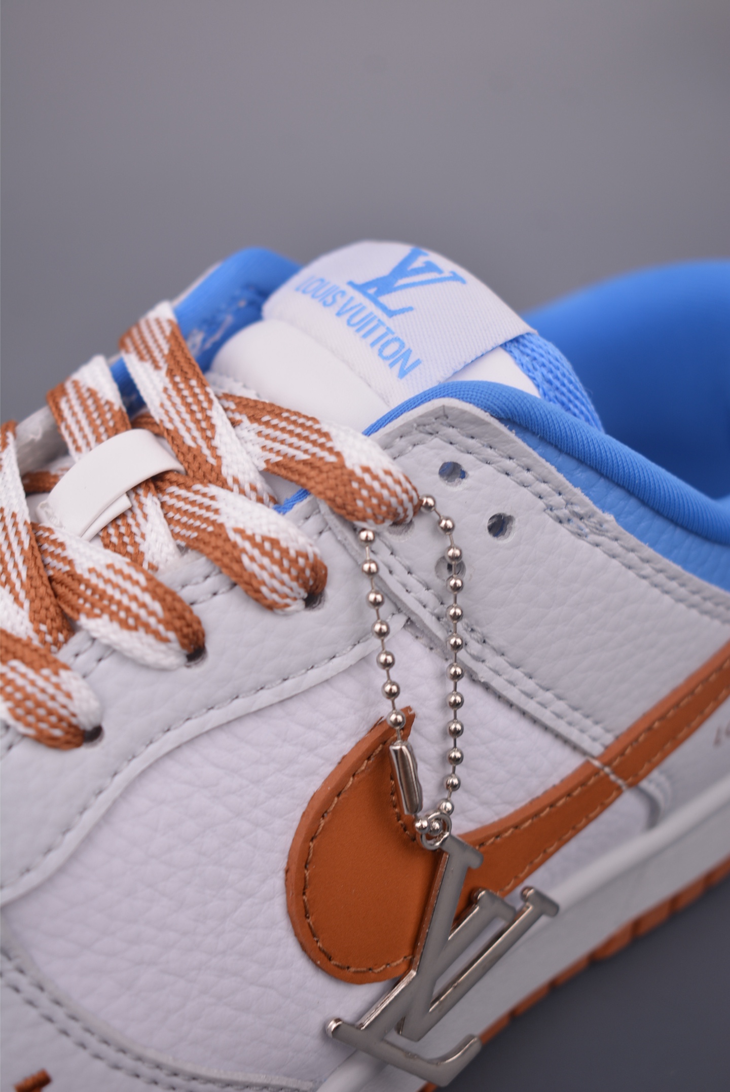 Nike SB Dunk Low Louis Vuitton Collab Premium Leather Sneakers 8 i1757894954969 2729 0 6