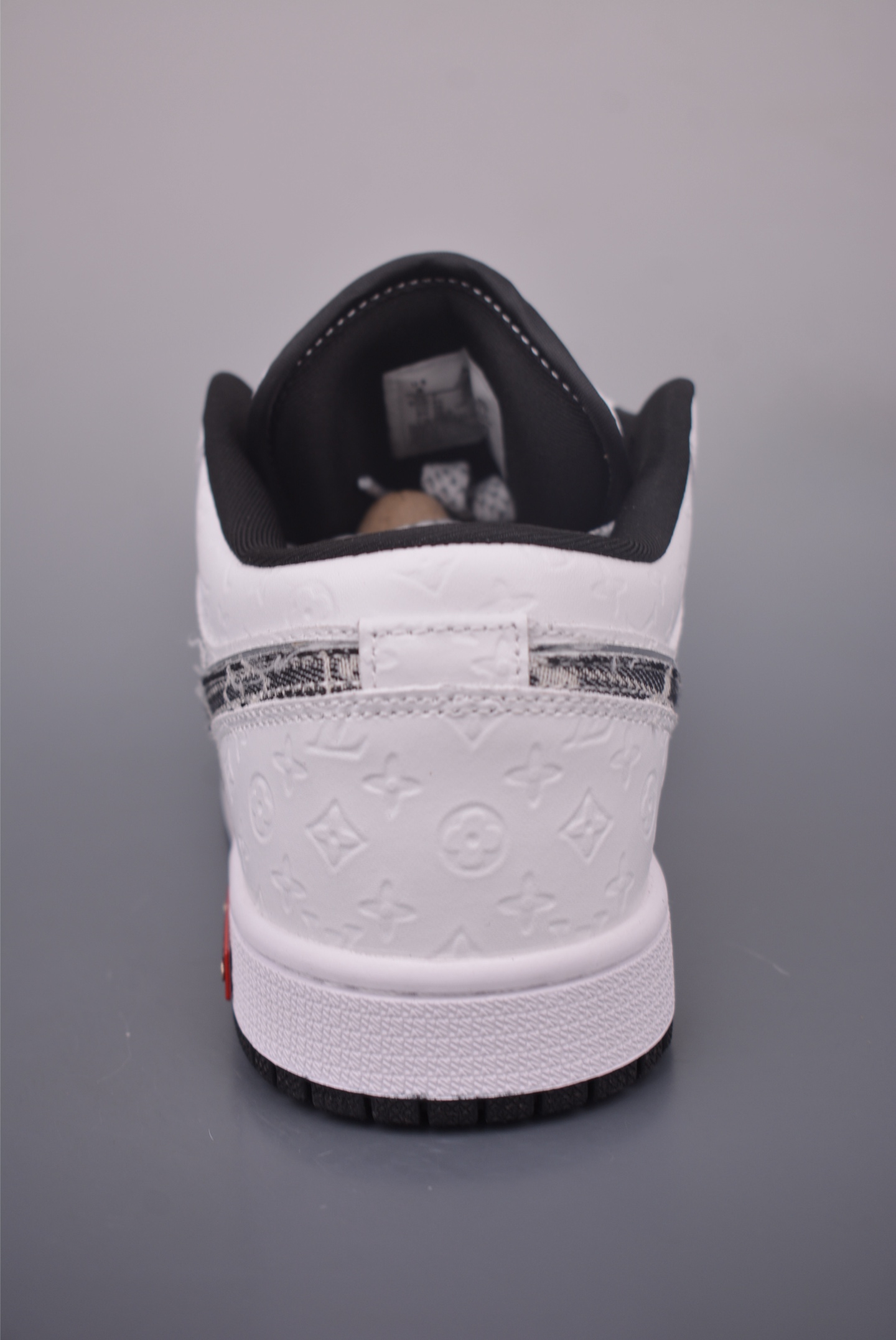 Nike Air Jordan 1 Low x Louis Vuitton Custom White Sneakers 5 i1757894998875 1633 0 3