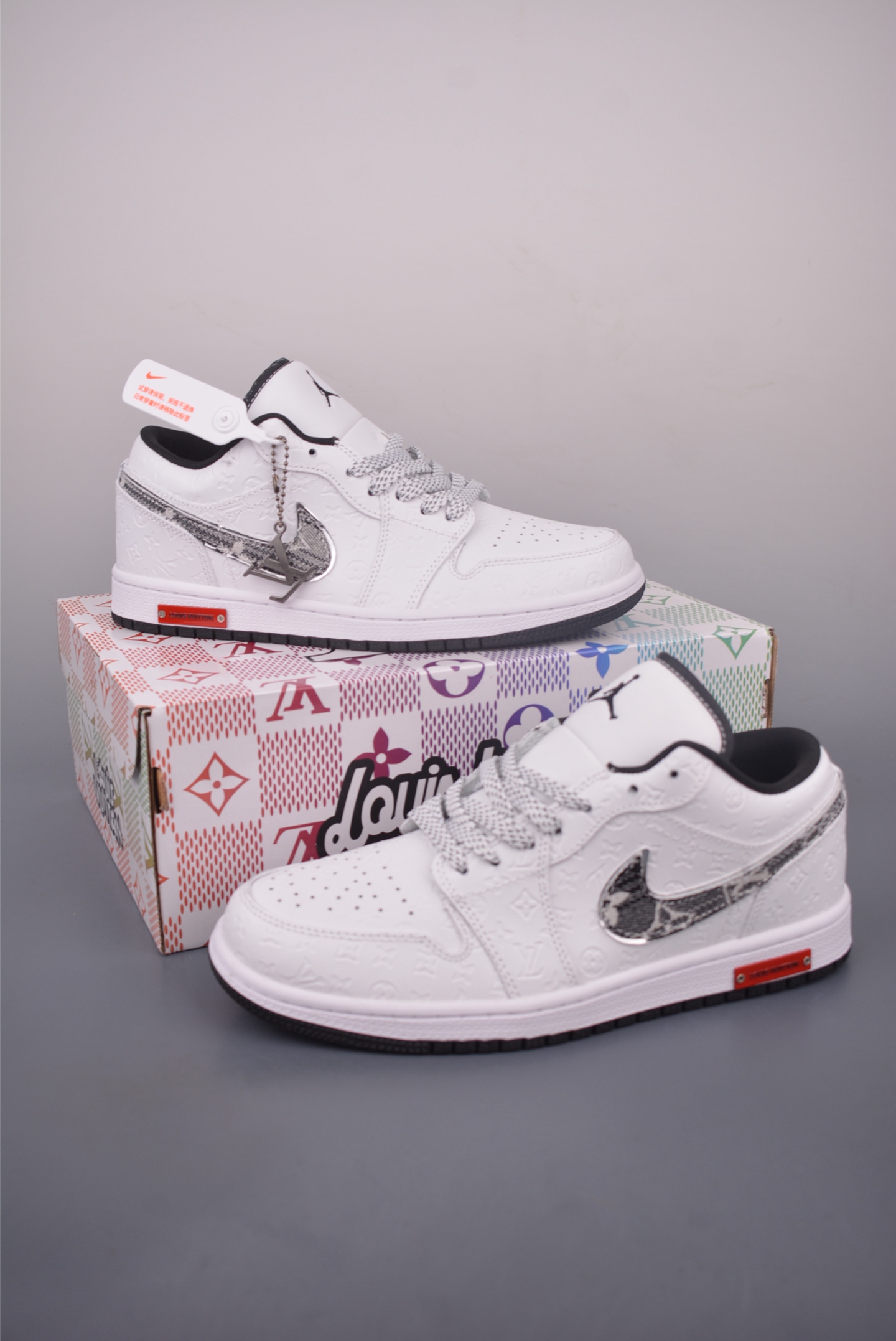 Nike Air Jordan 1 Low x Louis Vuitton Custom White Sneakers 6 i1757894998897 2651 0 4