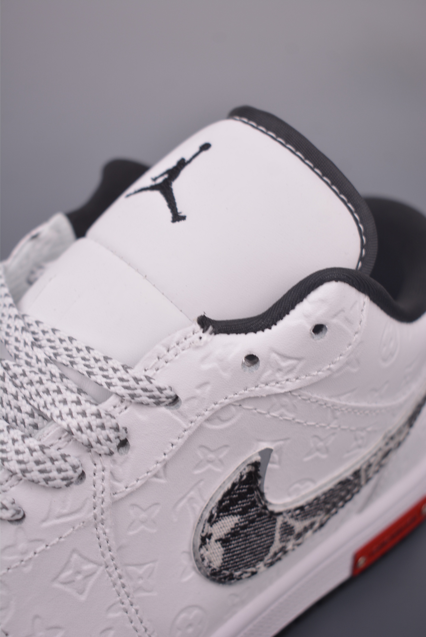 Nike Air Jordan 1 Low x Louis Vuitton Custom White Sneakers 8 i1757895001592 1101 0 6
