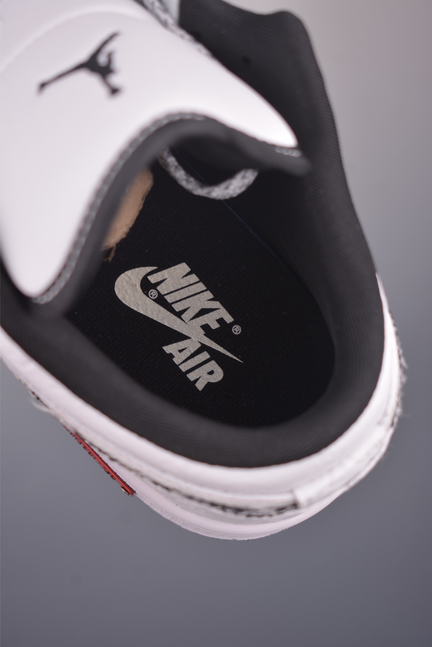 Nike Air Jordan 1 Low x Louis Vuitton Custom White Sneakers 10 i1757895001602 1055 0 8