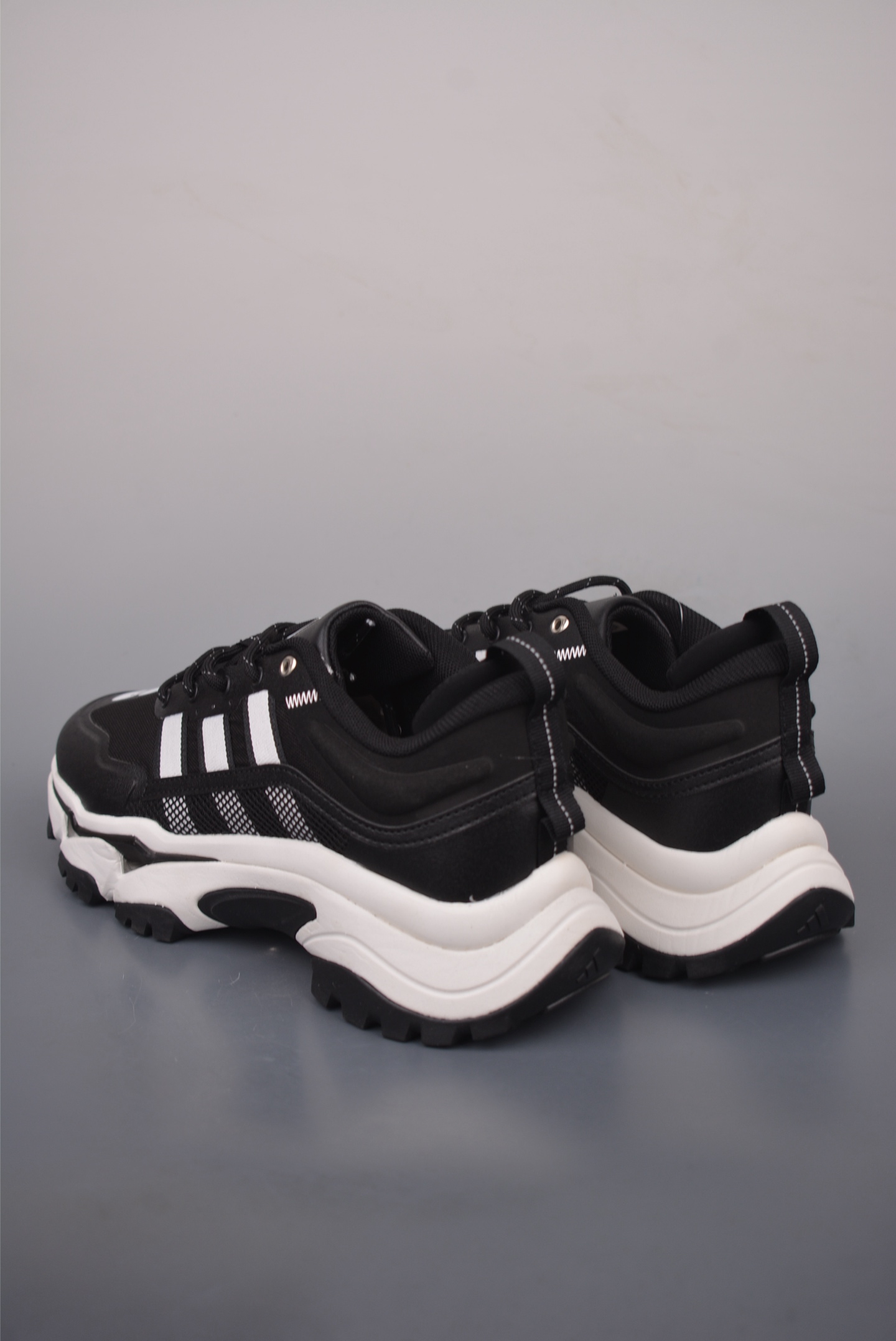 Adidas CITYWOWLK Low Sneakers - Lightweight, Cushioned, and Durable 3 i1757968170654 1100 0 1