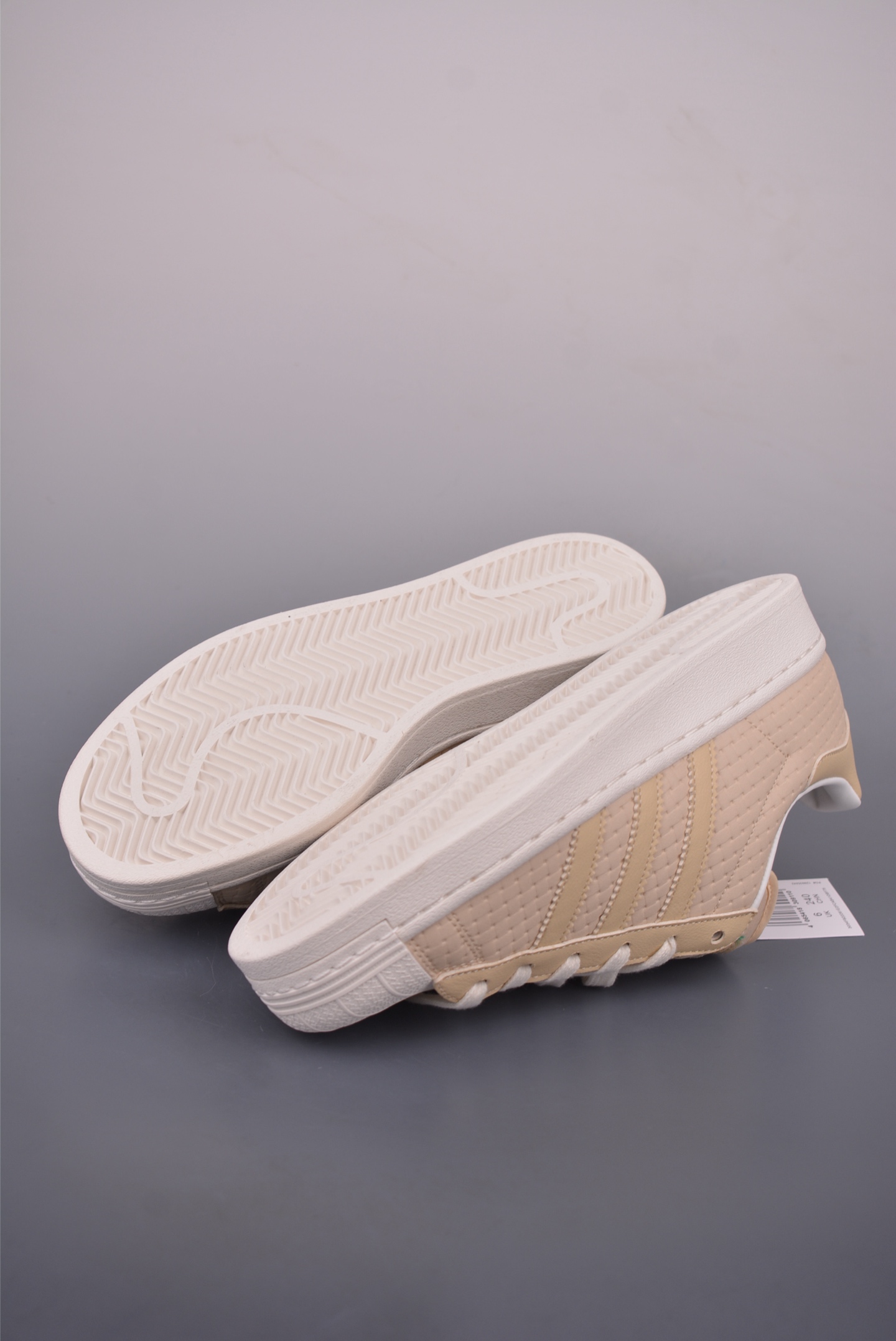 Adidas Originals Superstar 2代 2025 贝壳头 JS2593-Top High Quatity Cheap Sneakers Fashion Clothing Clothes Bags handbags Shoes of all Brand wholesale With The best Quality And Beautiful Price from China Factory Chinese suppliers wholesaler seller Adidas Originals Superstar 2代 2025 贝壳头 JS2593