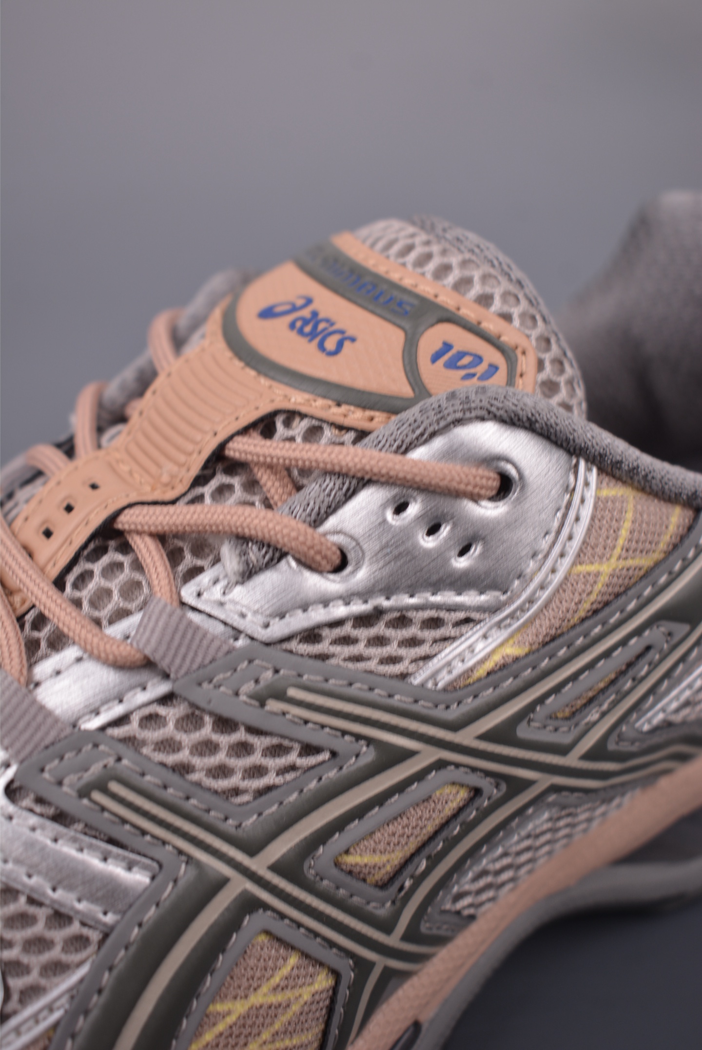 Asics GEL-Kahana NIMBUS 10.1 Low-Top Sneakers - Durable, Breathable, and Stylish 7 i1757972573962 3033 0 6