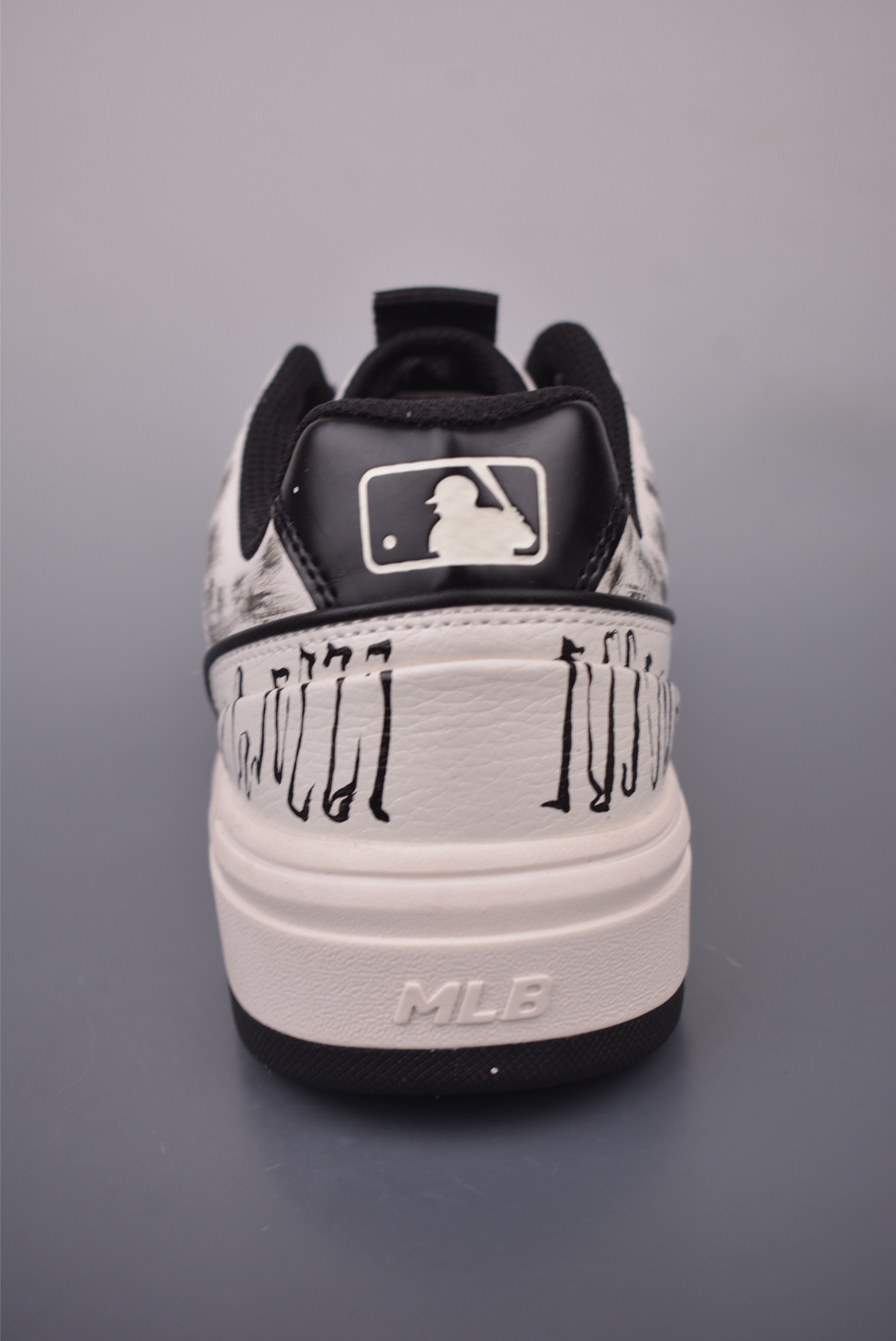 MLB NY Yankees Printed Sneakers Graffiti Chunky Platform Dad Shoes Height 6cm 4 i1757972693439 2719 0 3