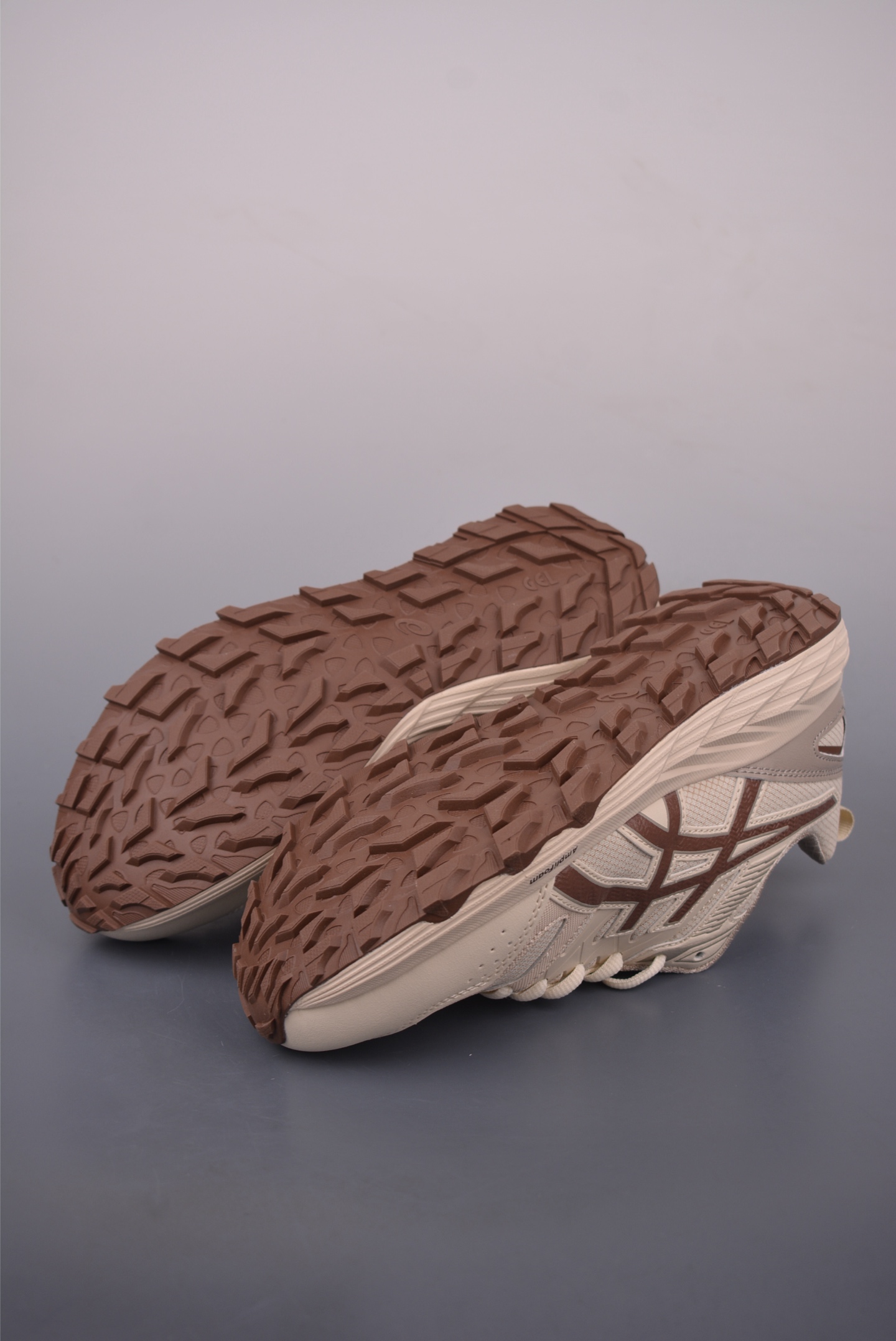Asics GEL-SONOMA CN Retro Sneakers: Breathable, Cushioned, and Durable Running Shoes 4 i1757972994906 1323 0 2