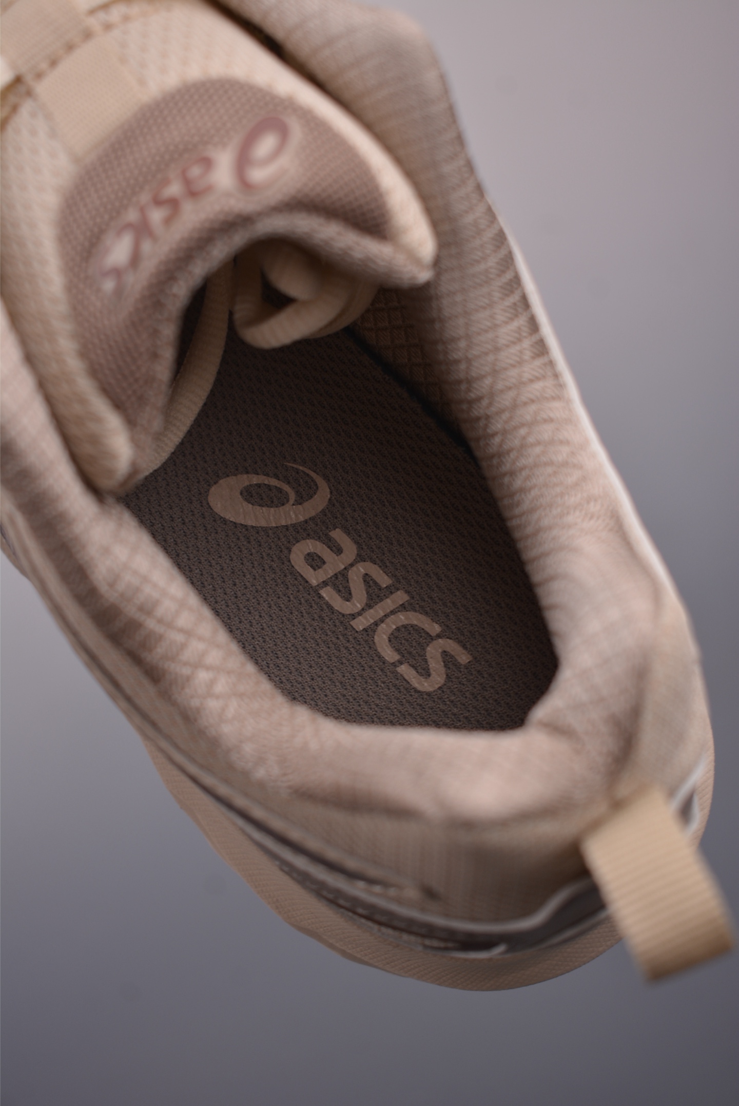 Asics GEL-SONOMA CN Retro Sneakers: Breathable, Cushioned, and Durable Running Shoes 10 i1757972994922 479 0 8