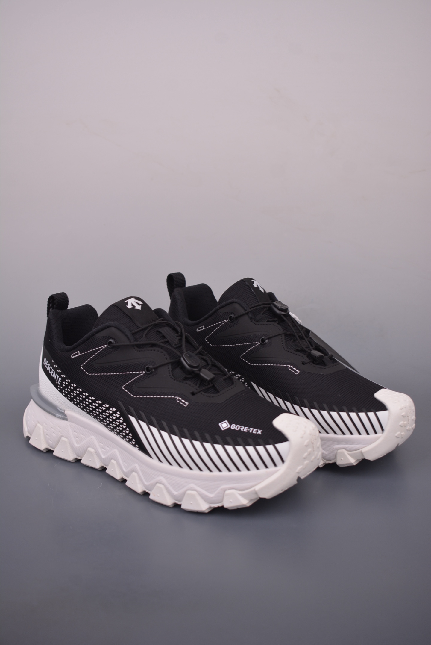 Descente SNOW RIDE Men's Trail Running Shoes - Lightweight & Waterproof 2 i1757973085842 727 0 0