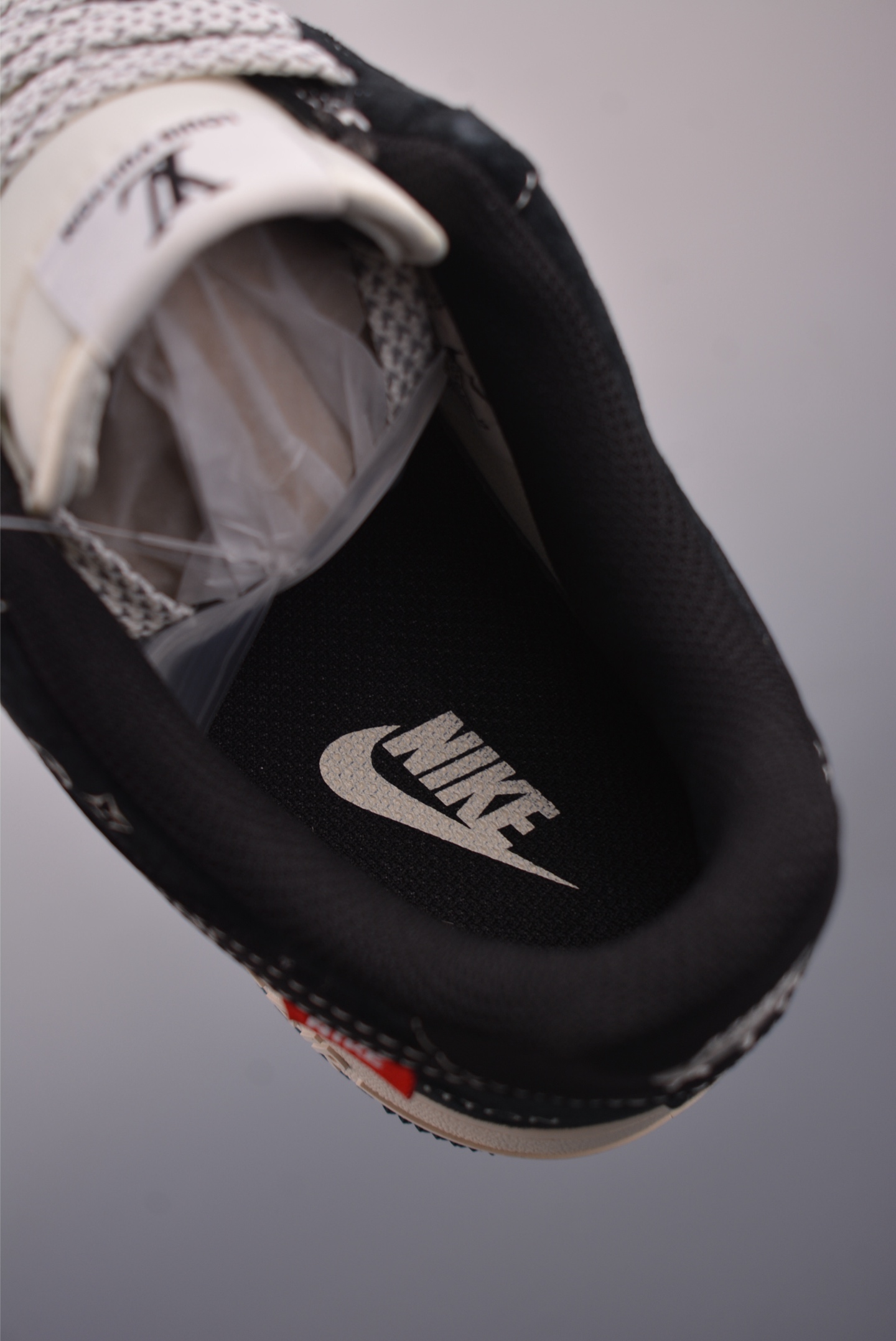Nike Air Force 1 Low Louis Vuitton - Limited Edition Designer Sneakers 9 i1757974033649 8718 0 8