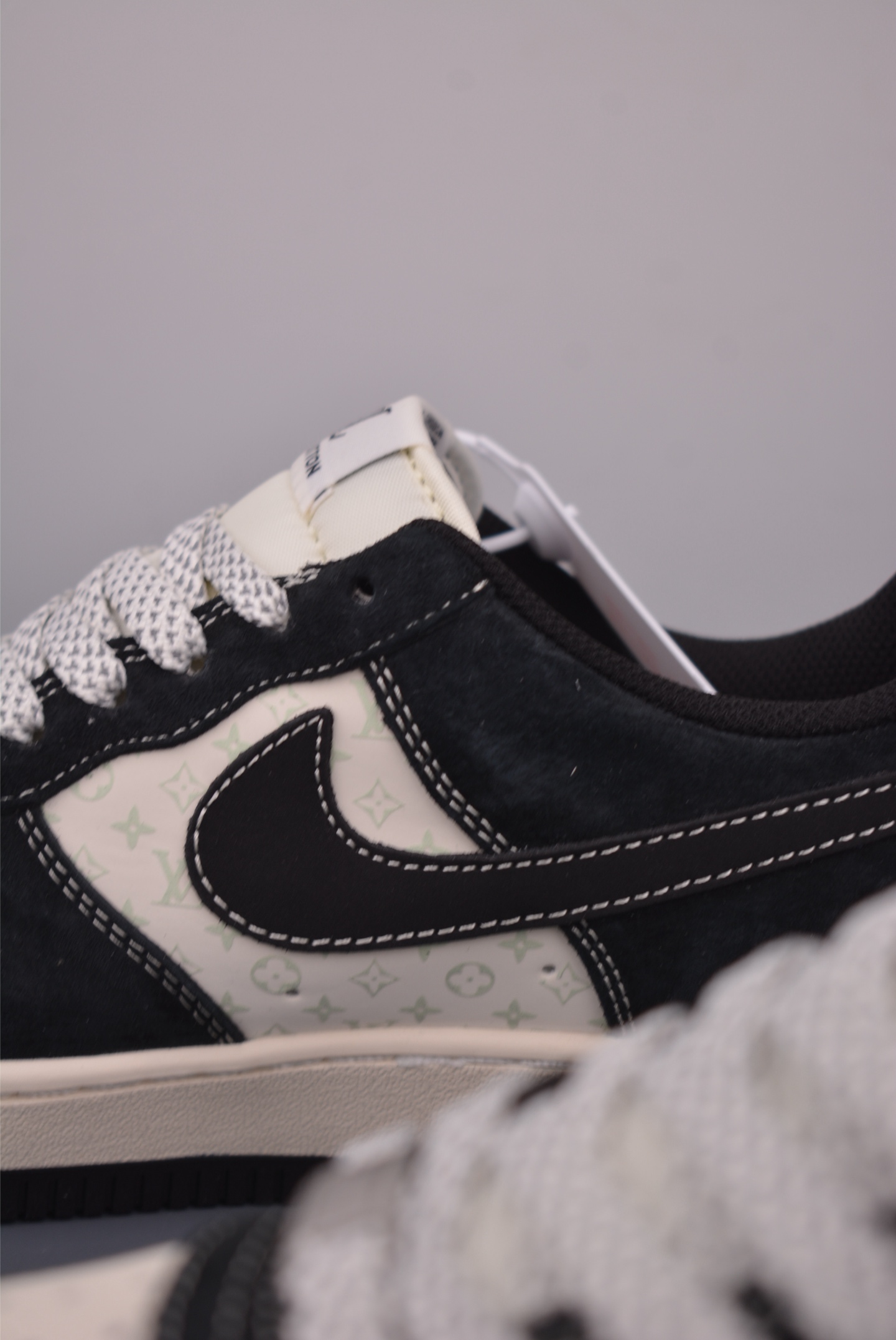 Nike Air Force 1 Low Louis Vuitton - Limited Edition Designer Sneakers 8 i1757974036446 2717 0 7