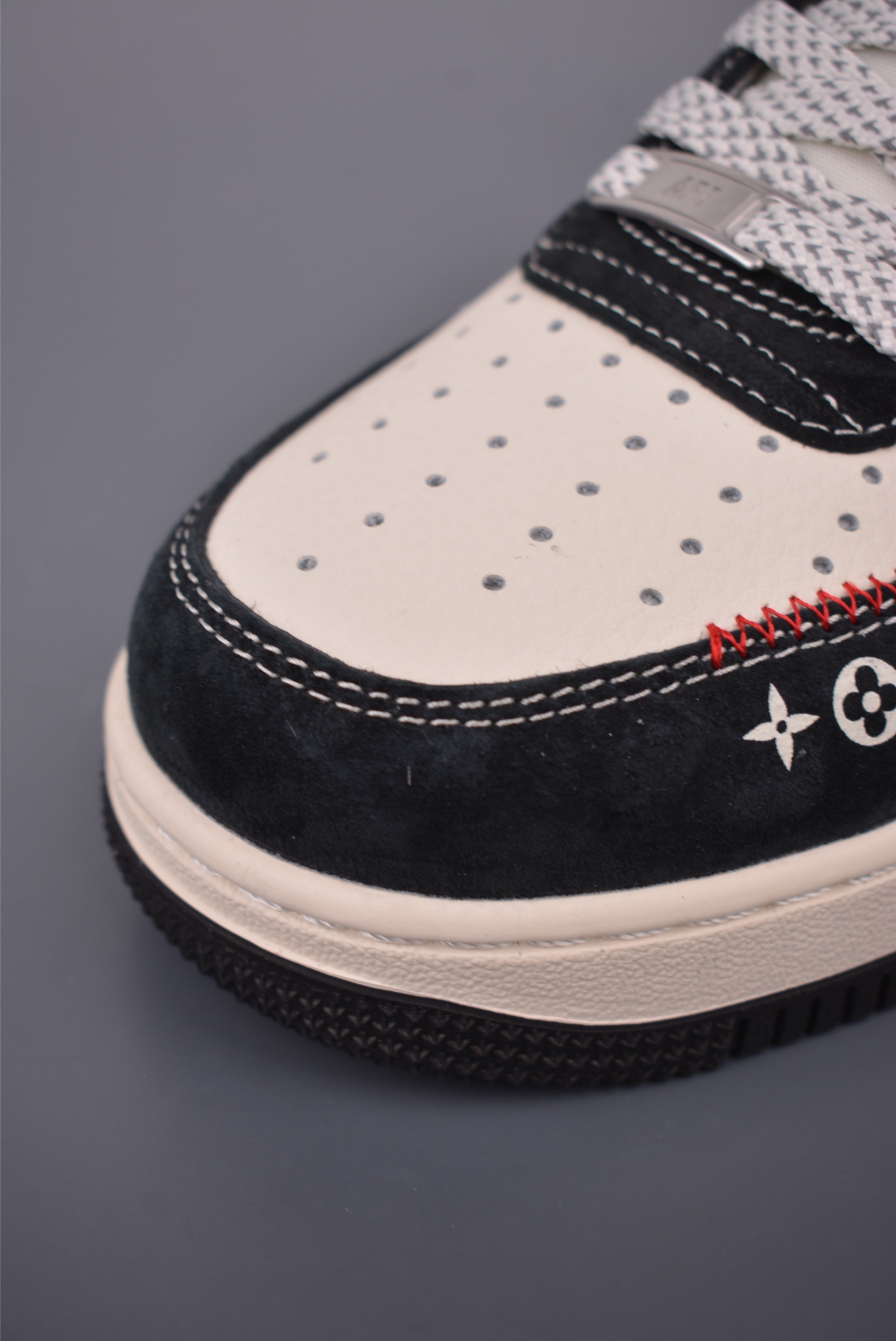 Nike Air Force 1 Low Louis Vuitton - Limited Edition Designer Sneakers 6 i1757974036479 161 0 5