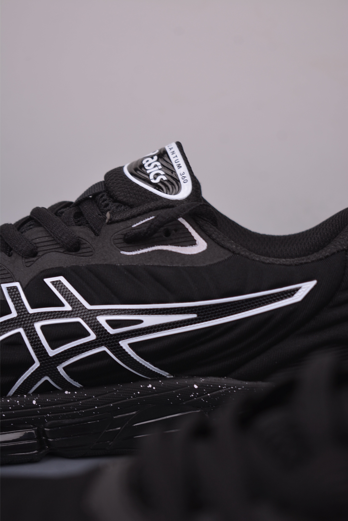 180 Asics GEL-QUANTUM 360 VIII EMBOSS 亚瑟士运动休闲透气专业跑鞋 1203A593