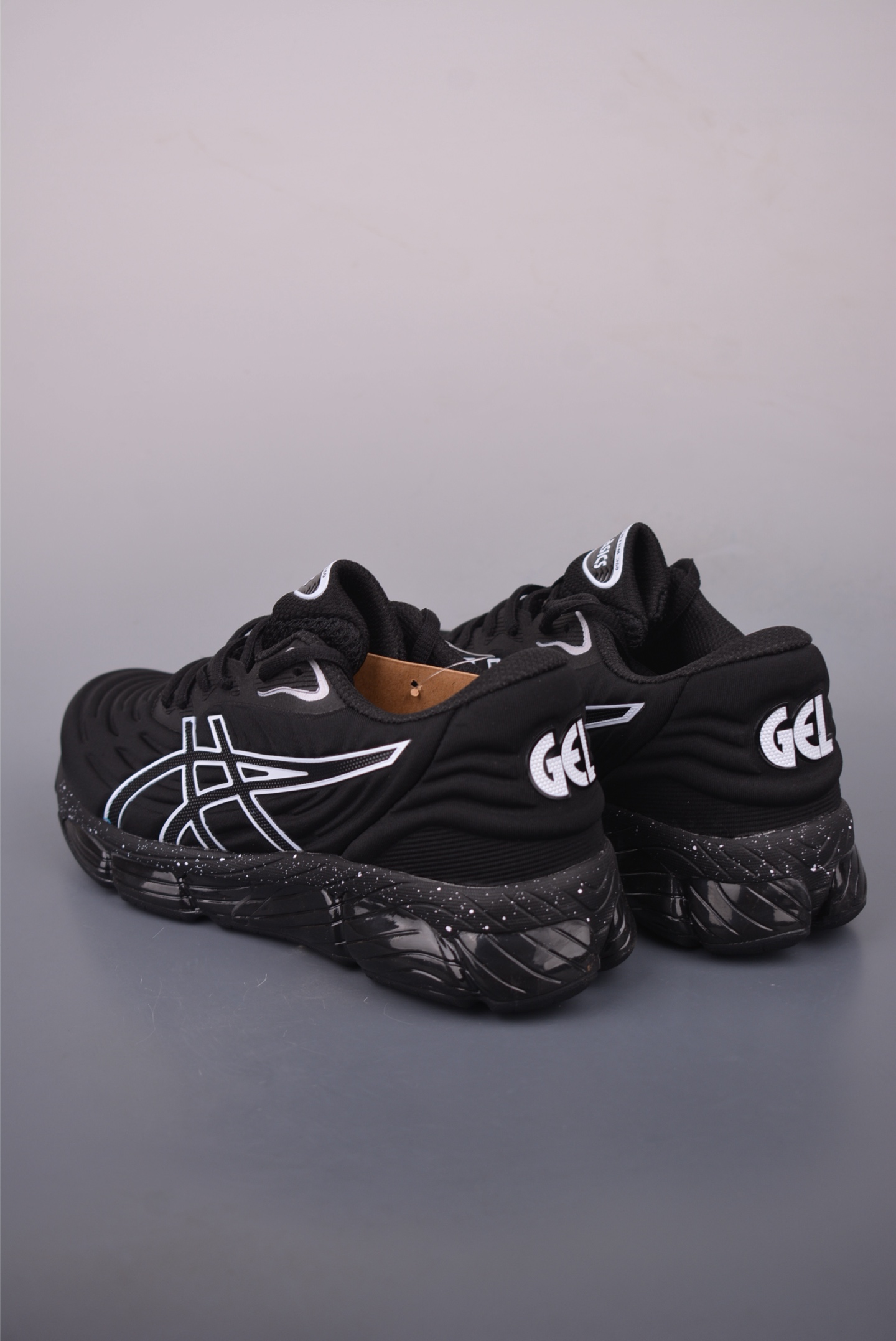 180 Asics GEL-QUANTUM 360 VIII EMBOSS 亚瑟士运动休闲透气专业跑鞋 1203A593