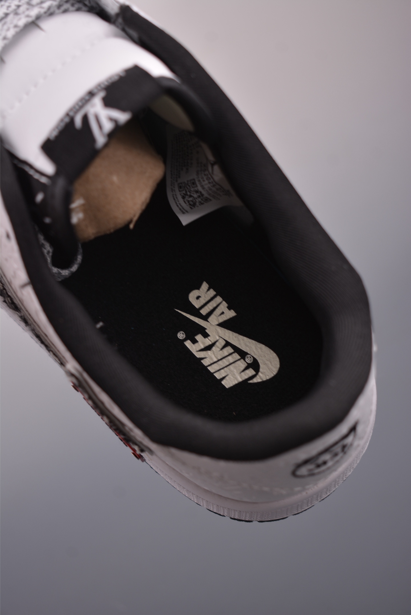 Air Jordan 1 Louis Vuitton Custom Sneakers - Premium Quality & Clean Cut 9 i1757974889684 8316 0 8