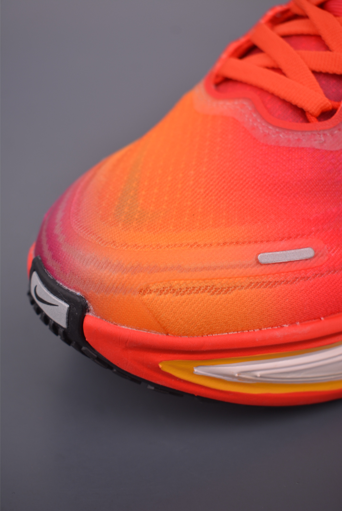 Nike Air Zoom Vomero Plus Running Shoes - Enhanced Cushioning & Performance 7 i1757975011903 9436 0 5