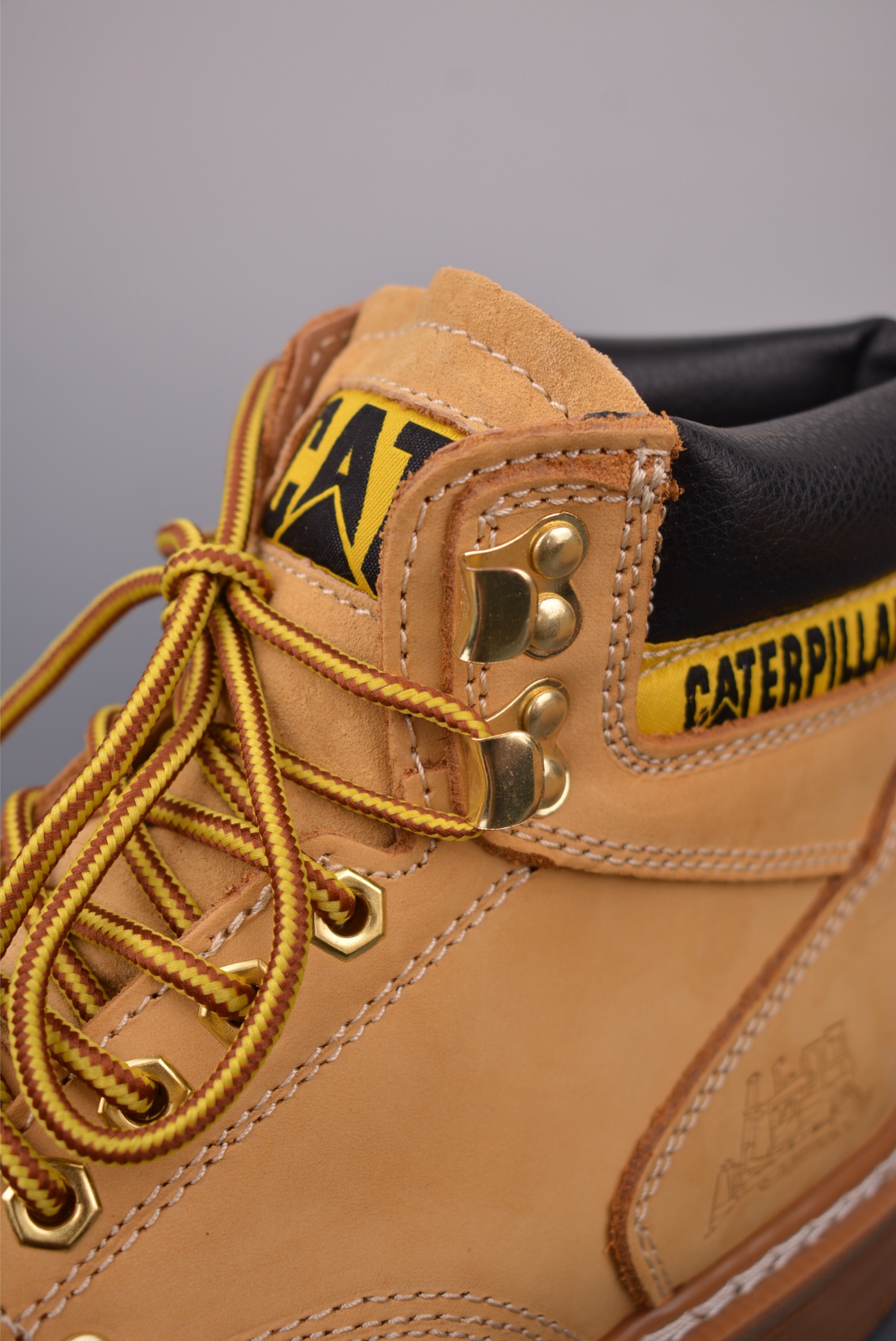 280 CAT 卡特经典百搭户外休闲工装靴水晶底系列 PWC73010