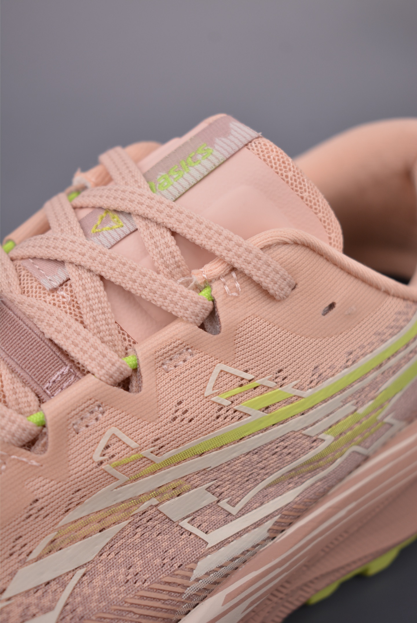 190 Asics Gel-Trabuco 4 复古亚瑟士 透气休闲鞋缓震男子耐磨跑步鞋 1012B769-700