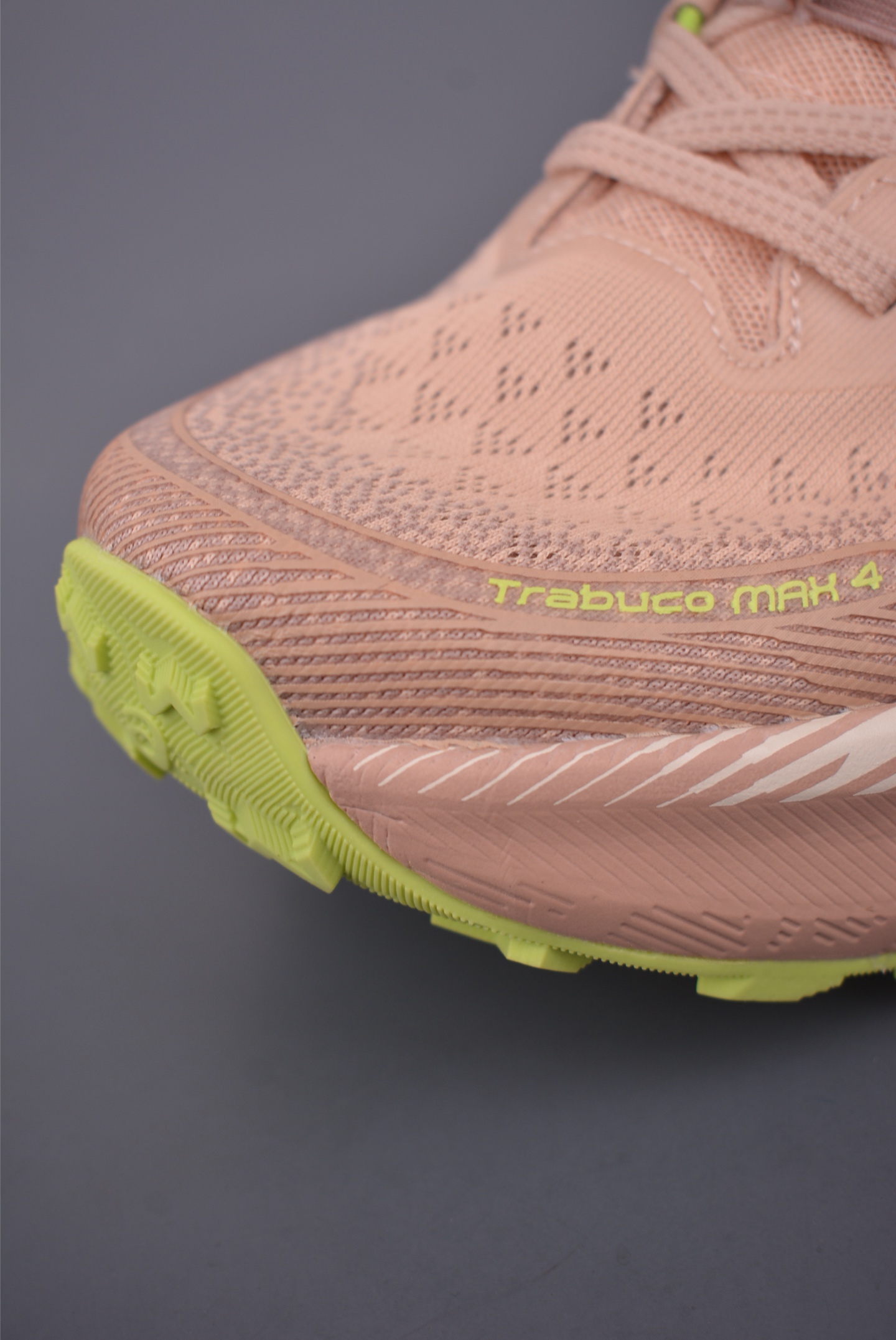 190 Asics Gel-Trabuco 4 复古亚瑟士 透气休闲鞋缓震男子耐磨跑步鞋 1012B769-700