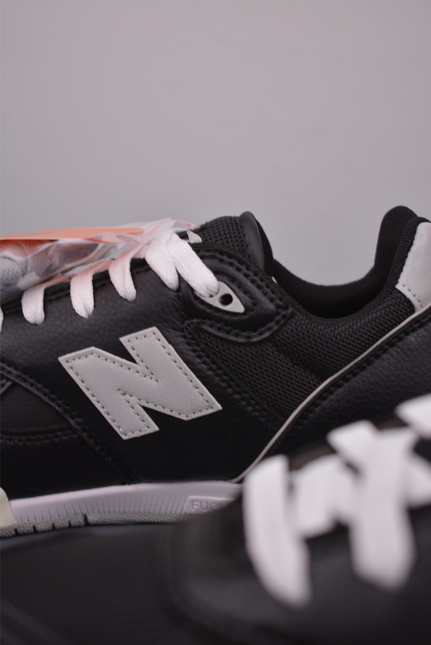 New Balance 600 Series Retro Casual Versatile Athletic Dad Running Shoes 9 i1758109878779 6057 0 7