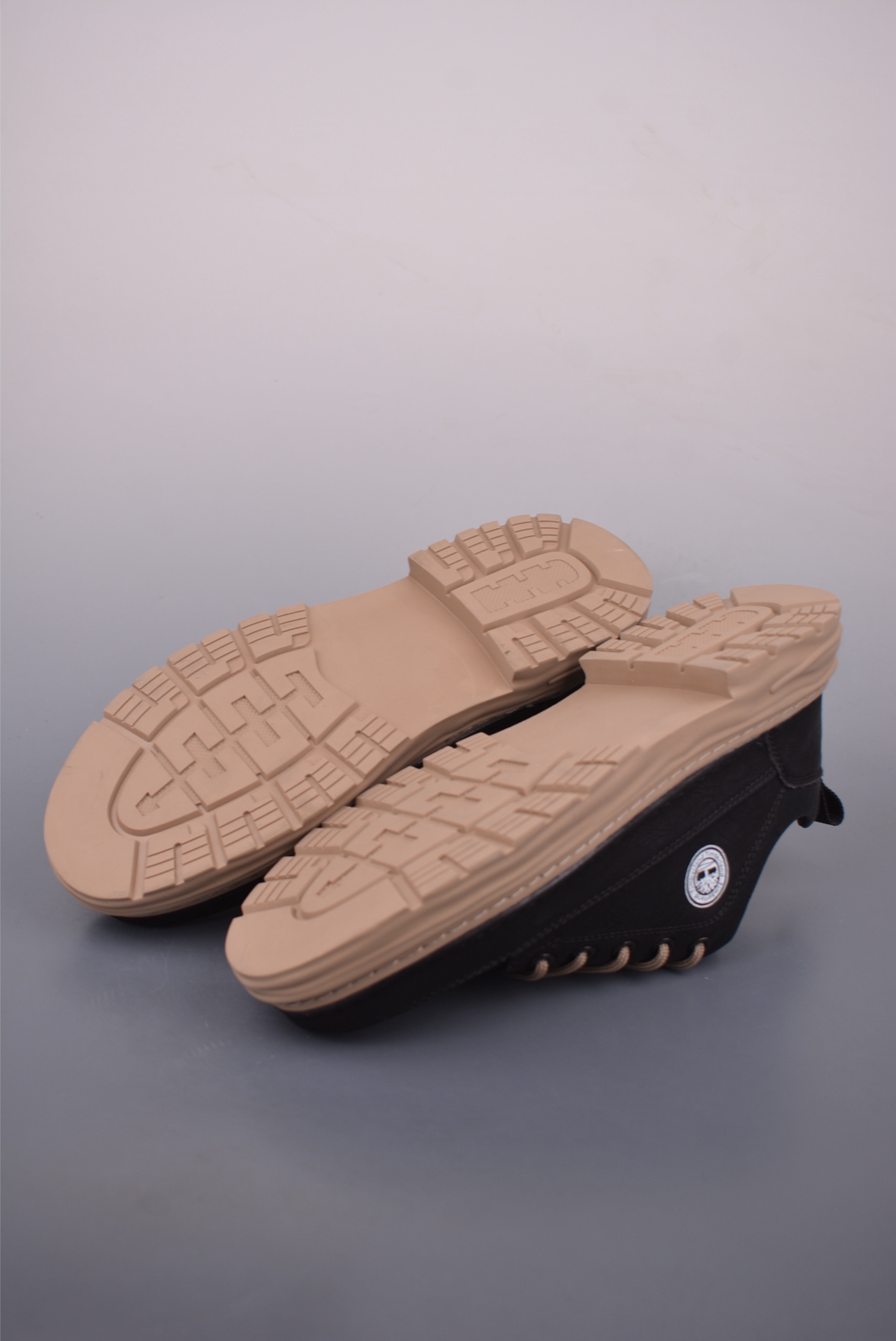 Timberland Men's Leather Casual Martin Boots Premium Outdoor Mid-top Shoes 3 i1758110054331 9488 0 2