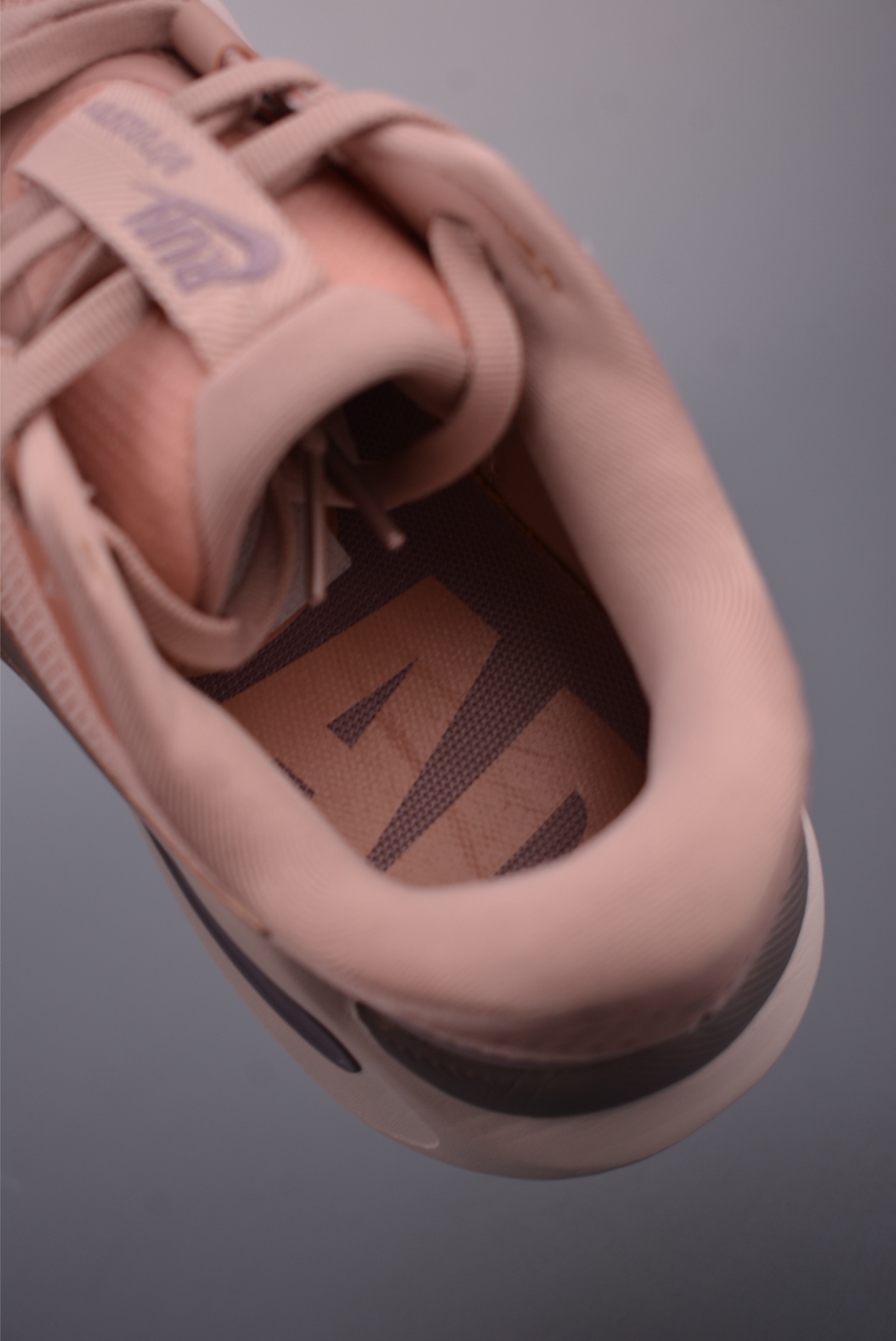 Nike Air Structure 26 Women's Running Shoes with Zoom Air Cushioning 10 i1758110283450 7492 0 8