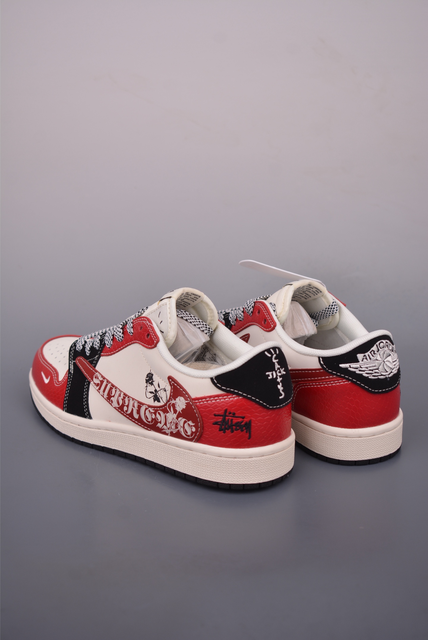 Fragment Travis Scott Stussy Air Jordan 1 Low - Limited Edition Sneakers 3 i1758111212543 2209 0 1