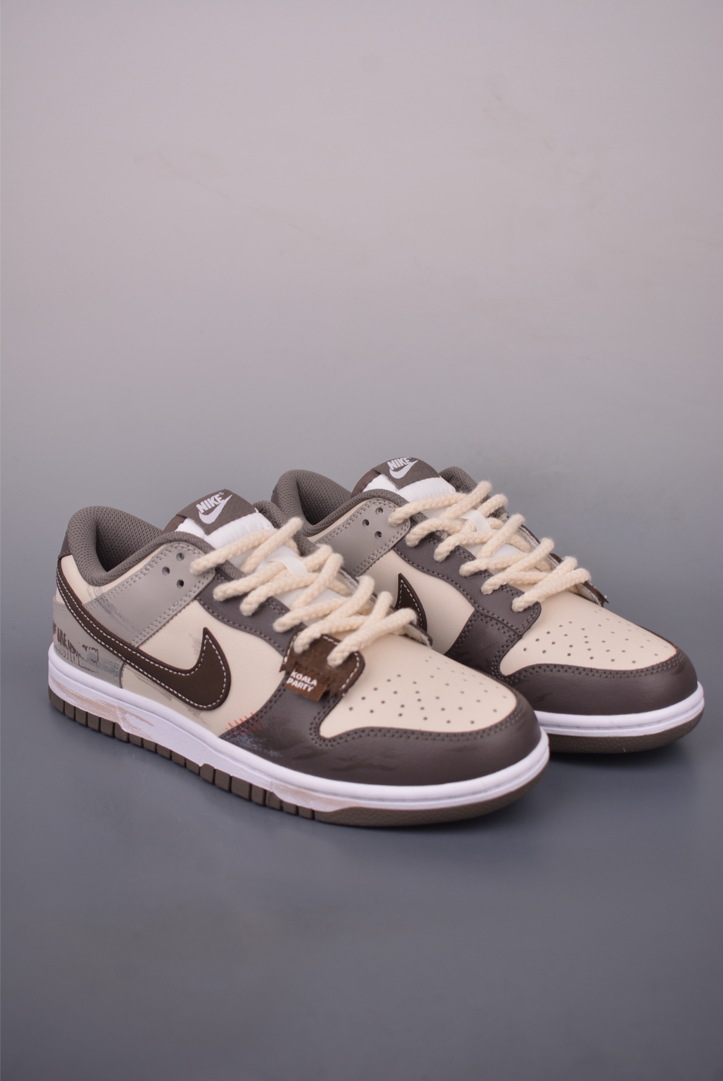 Nike SB Dunk Low Louis Vuitton Collab Premium Sneakers - HF5441-1112722 1 i1758111327689 125 0 0