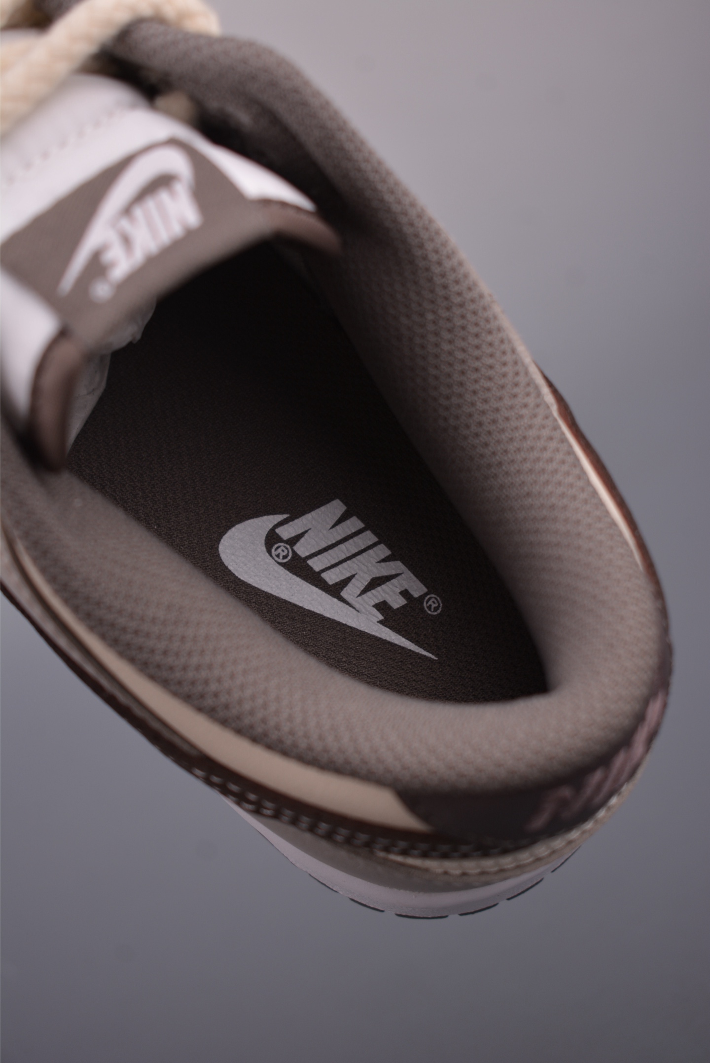 Nike SB Dunk Low Louis Vuitton Collab Premium Sneakers - HF5441-1112722 9 i1758111329762 2891 0 8