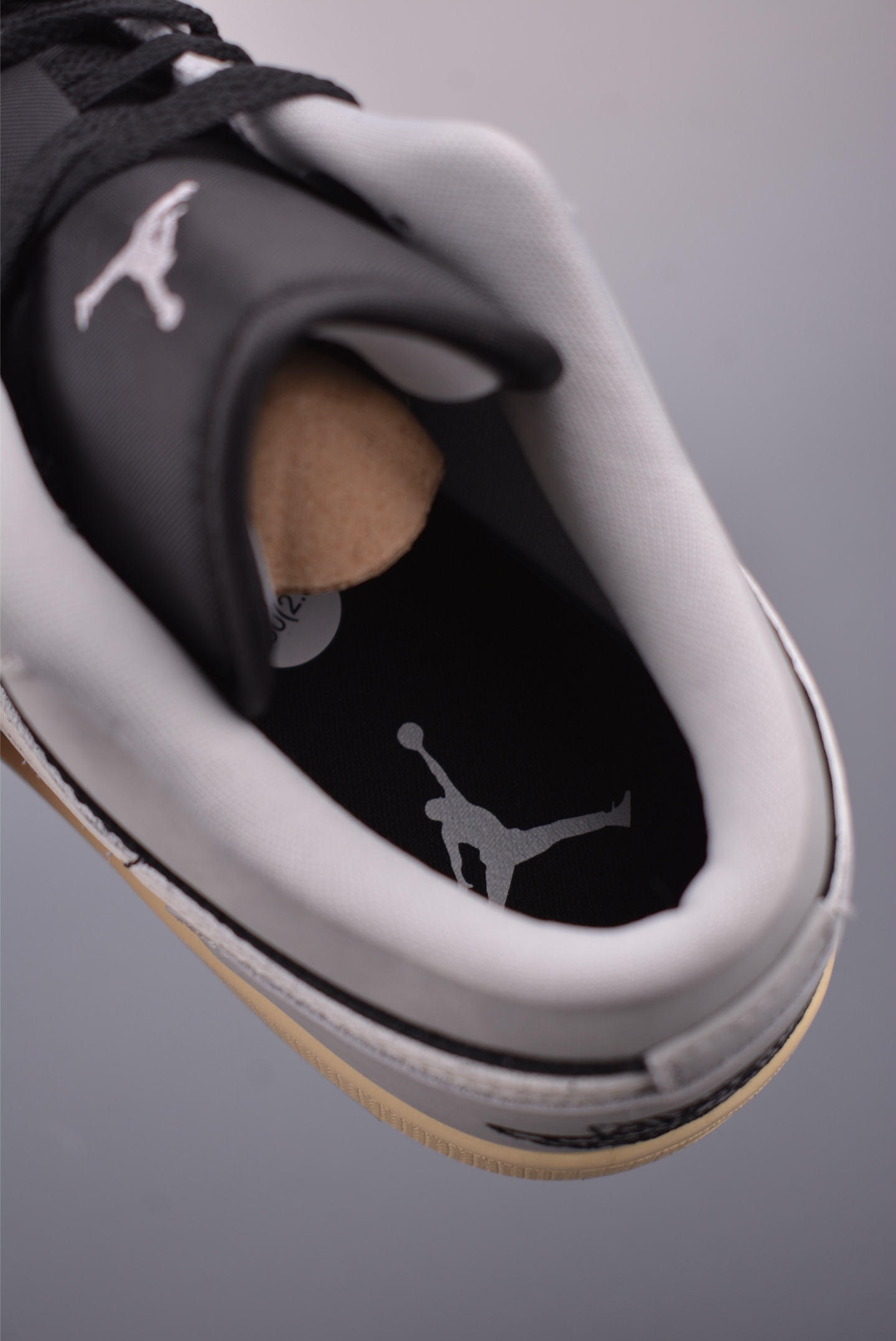 i1758111365544 4261 0 8