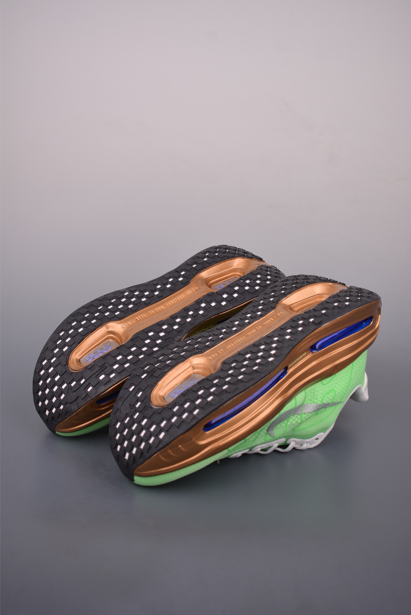Nike Vomero Premium Air Cushion Running Shoes - Comfortable, Stylish, Durable 4 i1758132845406 9669 0 2