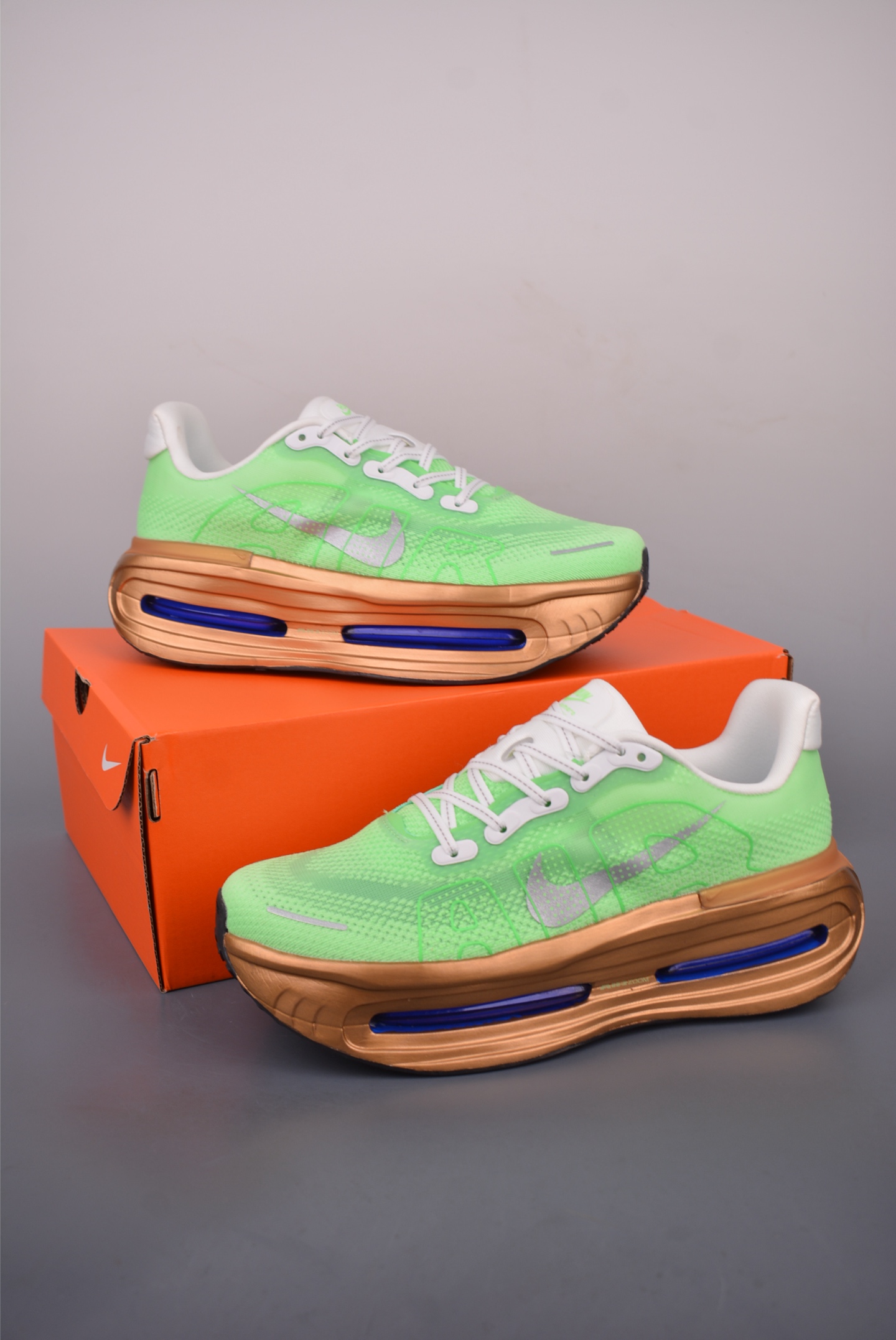 Nike Vomero Premium Air Cushion Running Shoes - Comfortable, Stylish, Durable 6 i1758132848215 1160 0 4