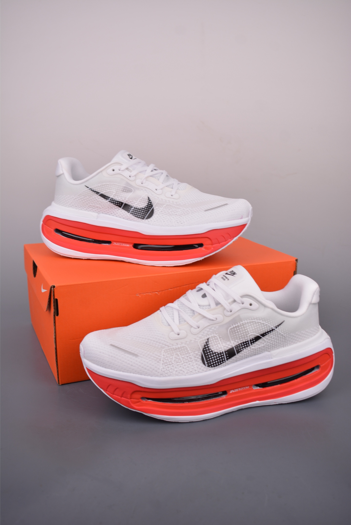Nike Vomero Premium Air Cushion Running Shoes - Comfort, Style, and Performance 6 i1758132873364 7826 0 4