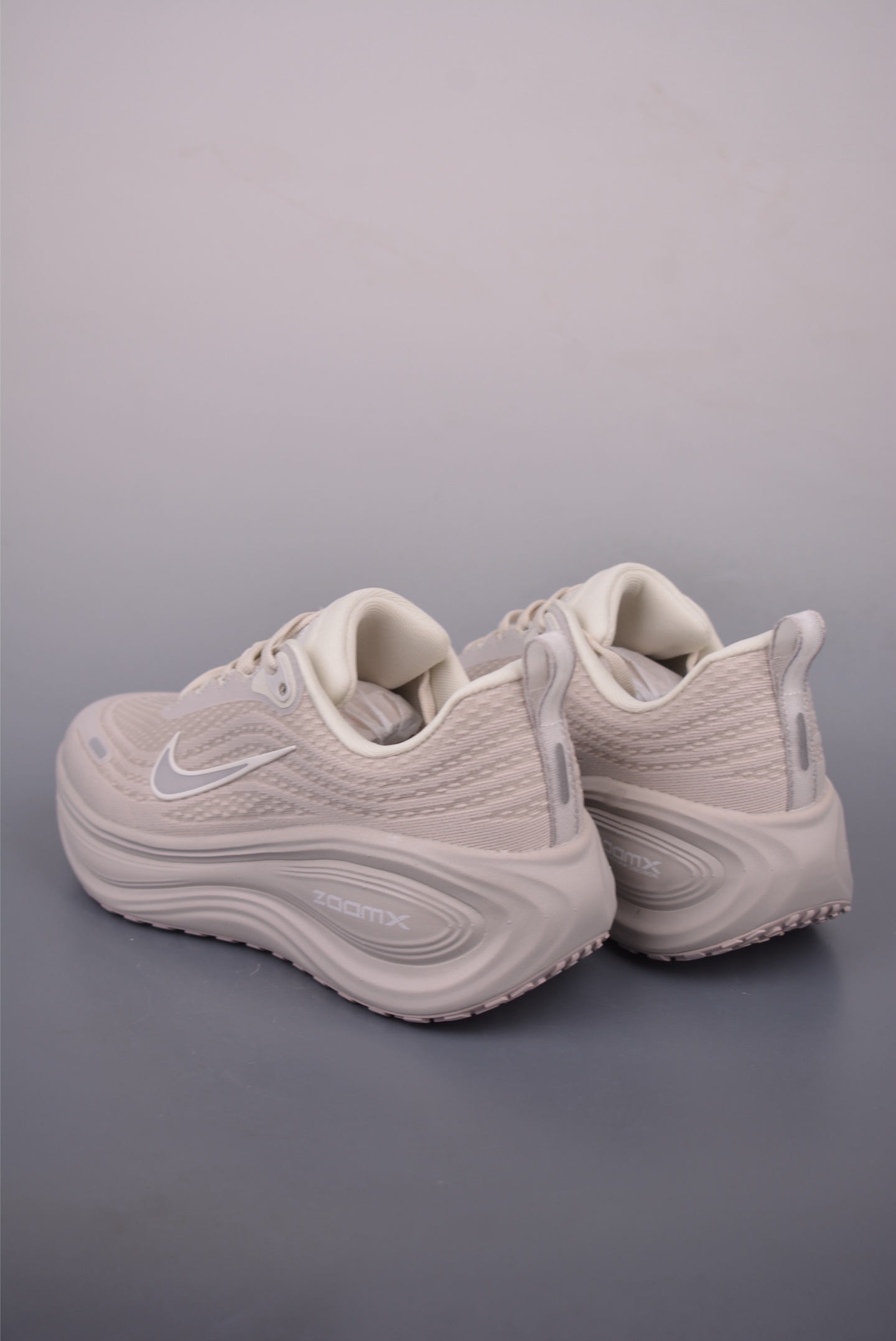 Nike Air Zoom Vomero Plus Running Shoes - Advanced Tech, Ultimate Comfort 3 i1758133137345 7313 0 1