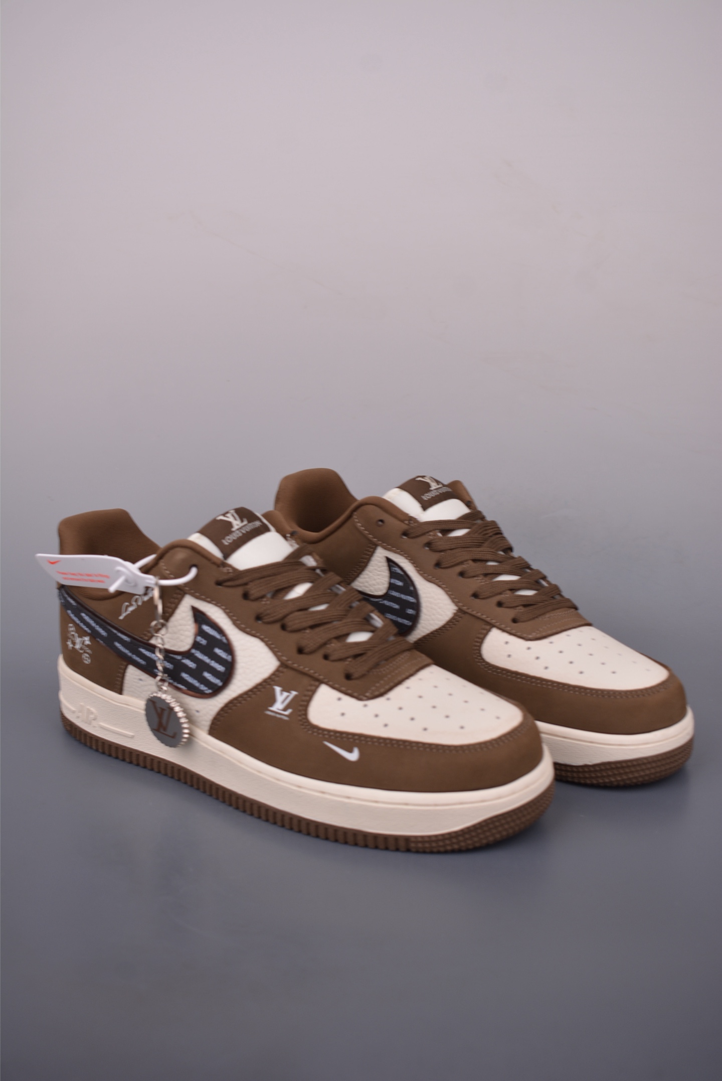 Nike Air Force 1 Low Louis Vuitton Sneakers Brown Leather Honeycomb Cushioned 2 i1758133231016 2201 0 0