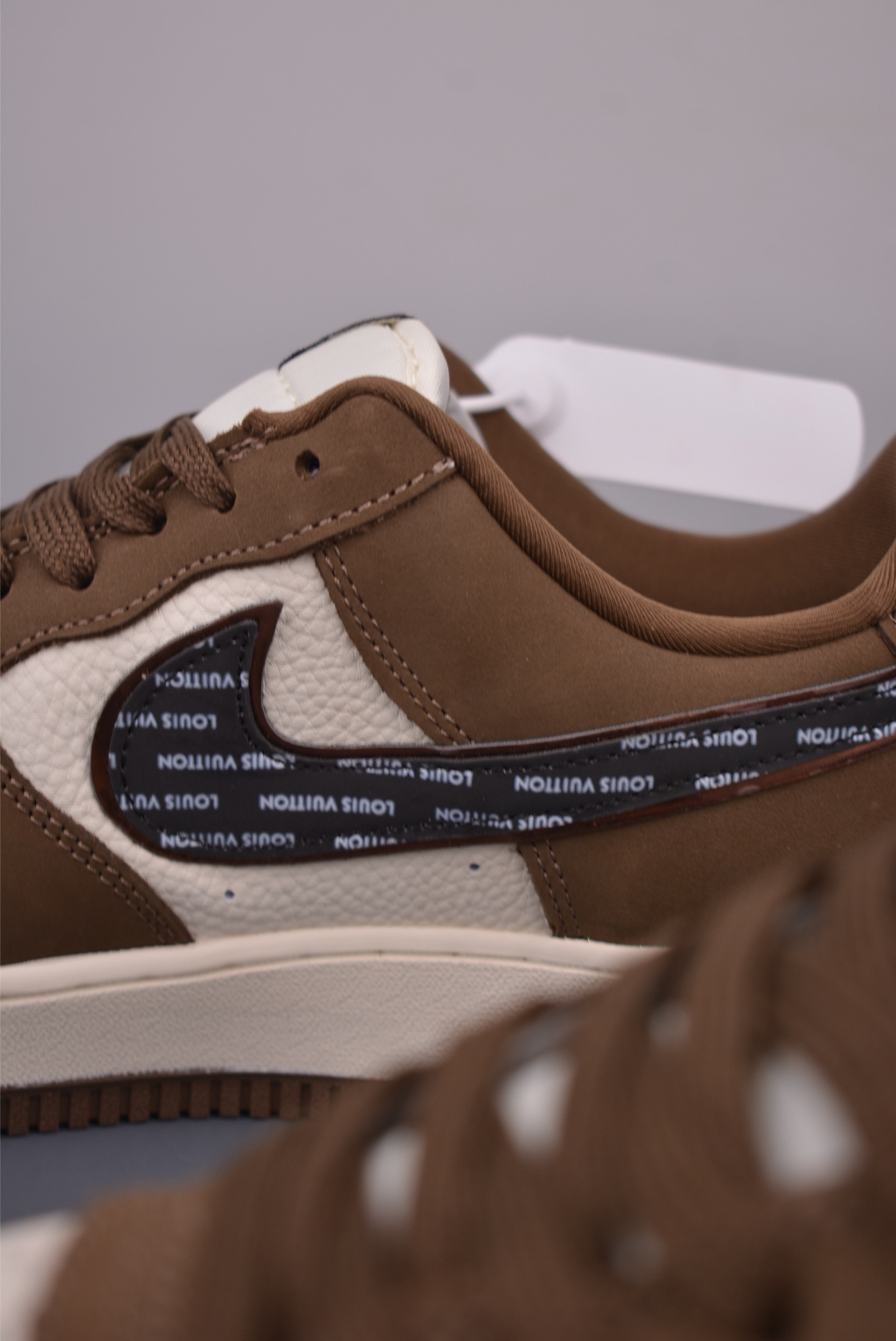 Nike Air Force 1 Low Louis Vuitton Sneakers Brown Leather Honeycomb Cushioned 9 i1758133231083 4242 0 7