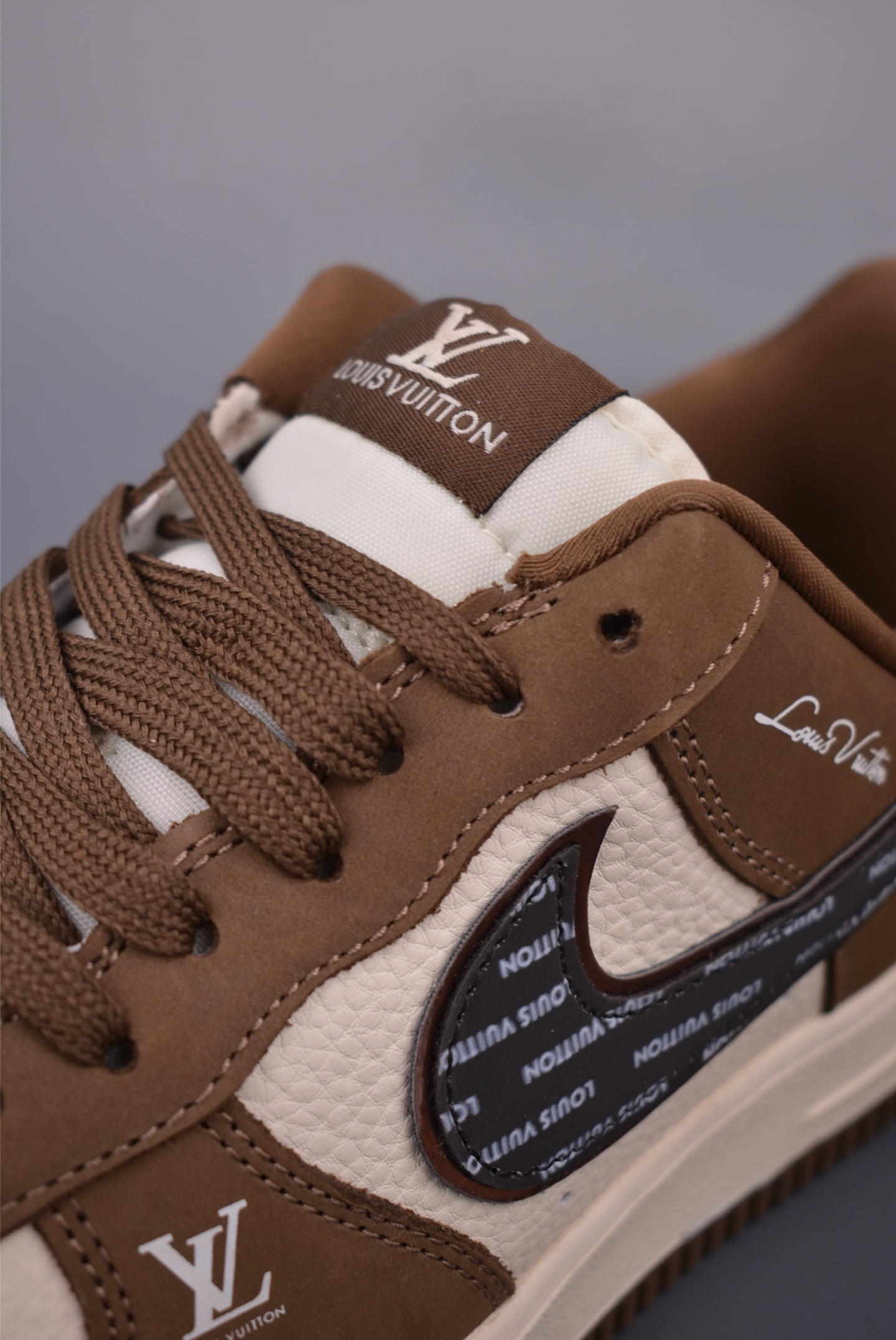 Nike Air Force 1 Low Louis Vuitton Sneakers Brown Leather Honeycomb Cushioned 8 i1758133234464 1718 0 6