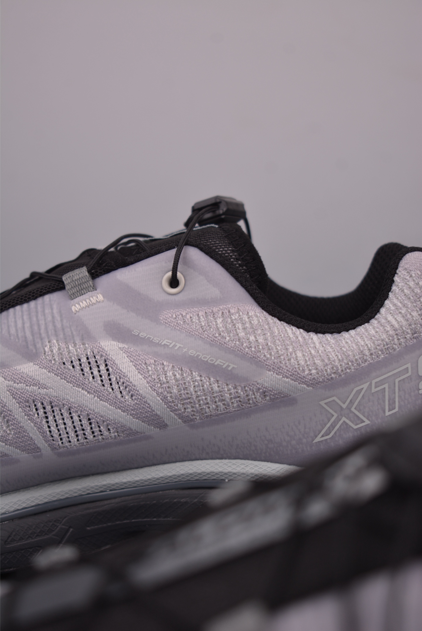 Salomon XT-6 Retro Trail Running Shoes - Outdoor Performance & Street Style 9 i1758236643796 9165 0 7
