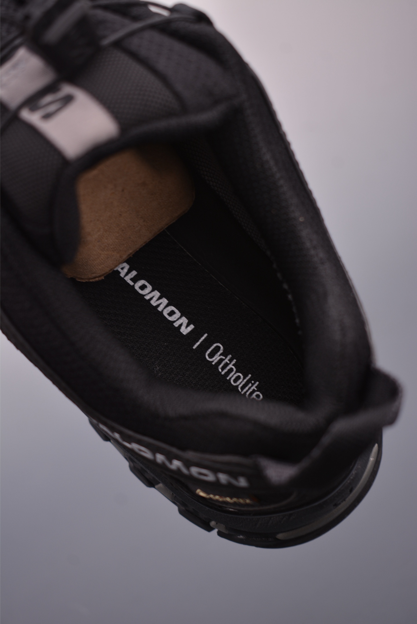 Salomon XT-6 Retro Trail Running Shoes - Outdoor Performance & Street Style 10 i1758236662898 2061 0 8