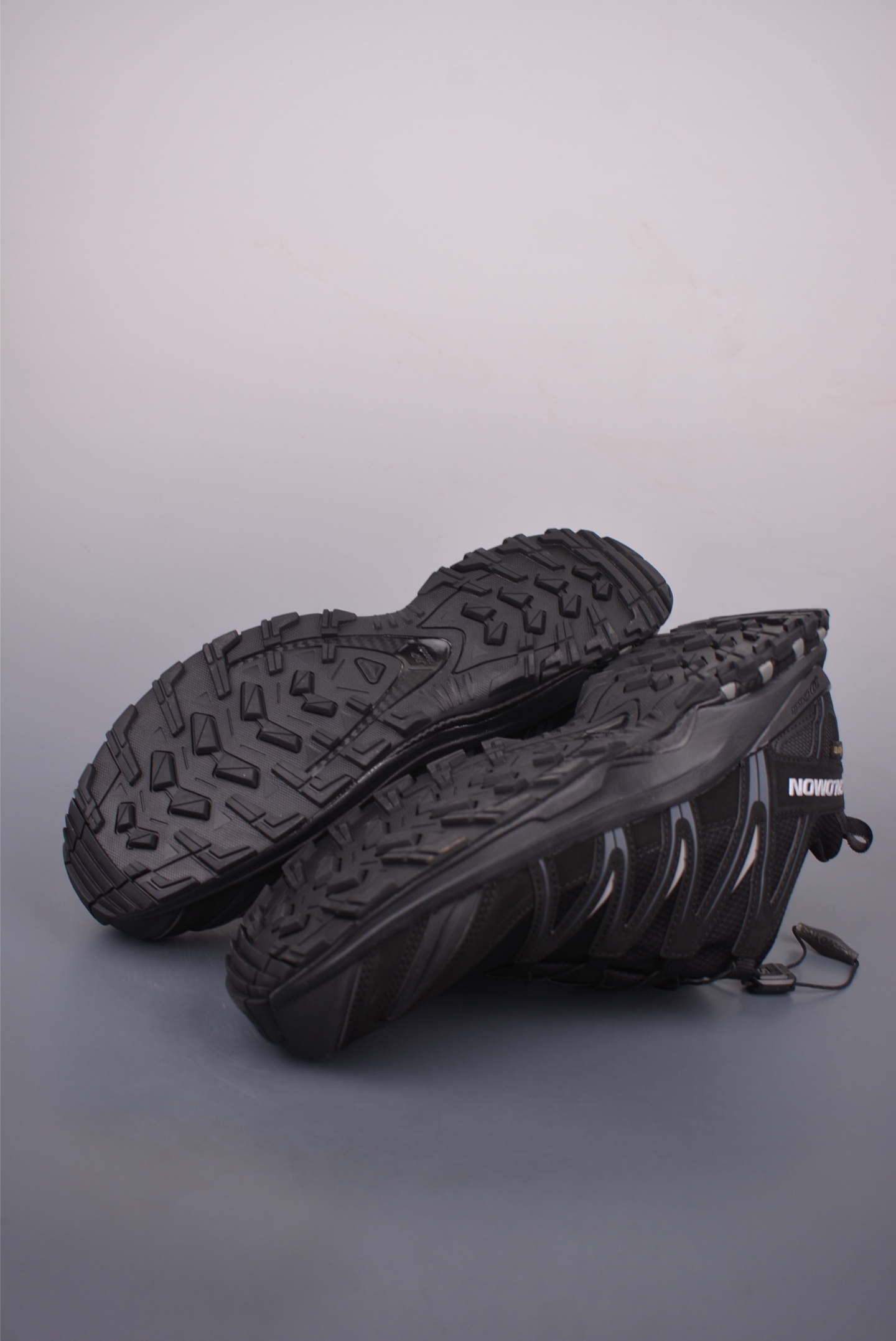 Salomon XT-6 Retro Trail Running Shoes - Outdoor Performance & Street Style 4 i1758236664704 1897 0 2