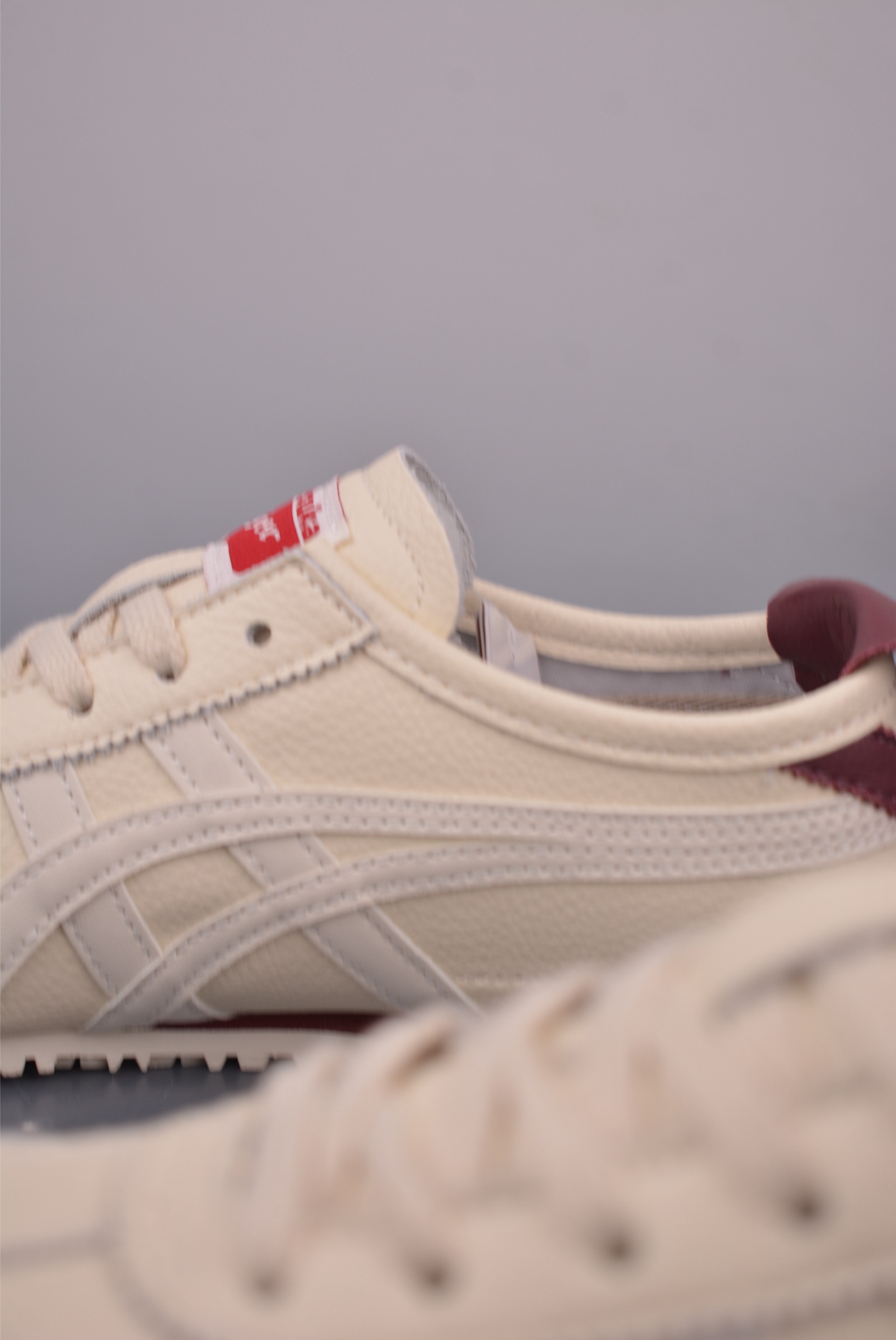 Onitsuka Tiger MEXICO 66 NM Cream/Maroon Authentic Leather Sneakers 9 i1758239720076 4066 0 7
