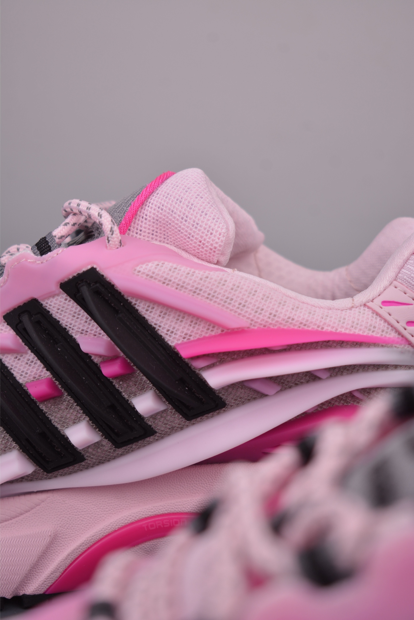 Adidas Adistar Cushion Women's Jellyfish Retro Sneakers - Pink/Black 8 i1758239816542 3621 0 7