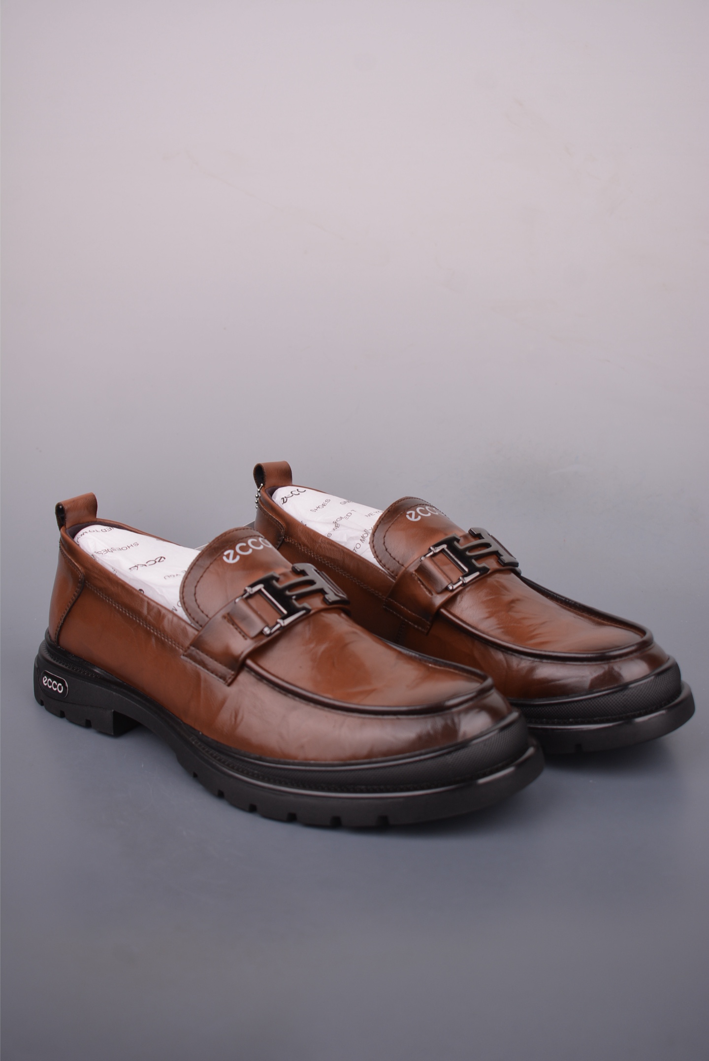 ECCO Men's Leather Loafers - Lightweight Comfort, Flexible, and Durable Shoes 2 i1758240129825 1097 0 0